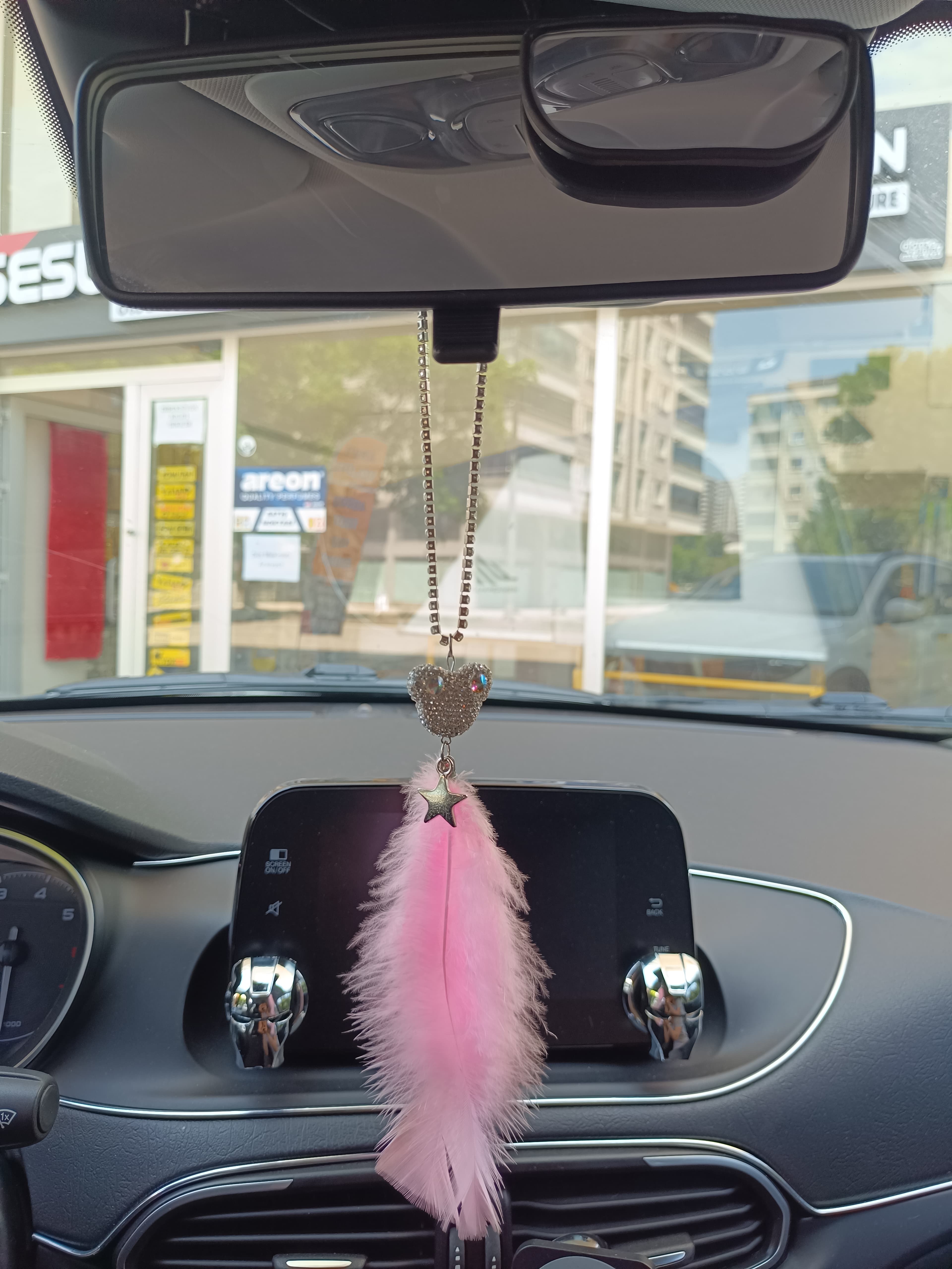 Pandalı Model Metal Yıldız Dikiz Ayna Süsü Şeker Pembe Tüylü