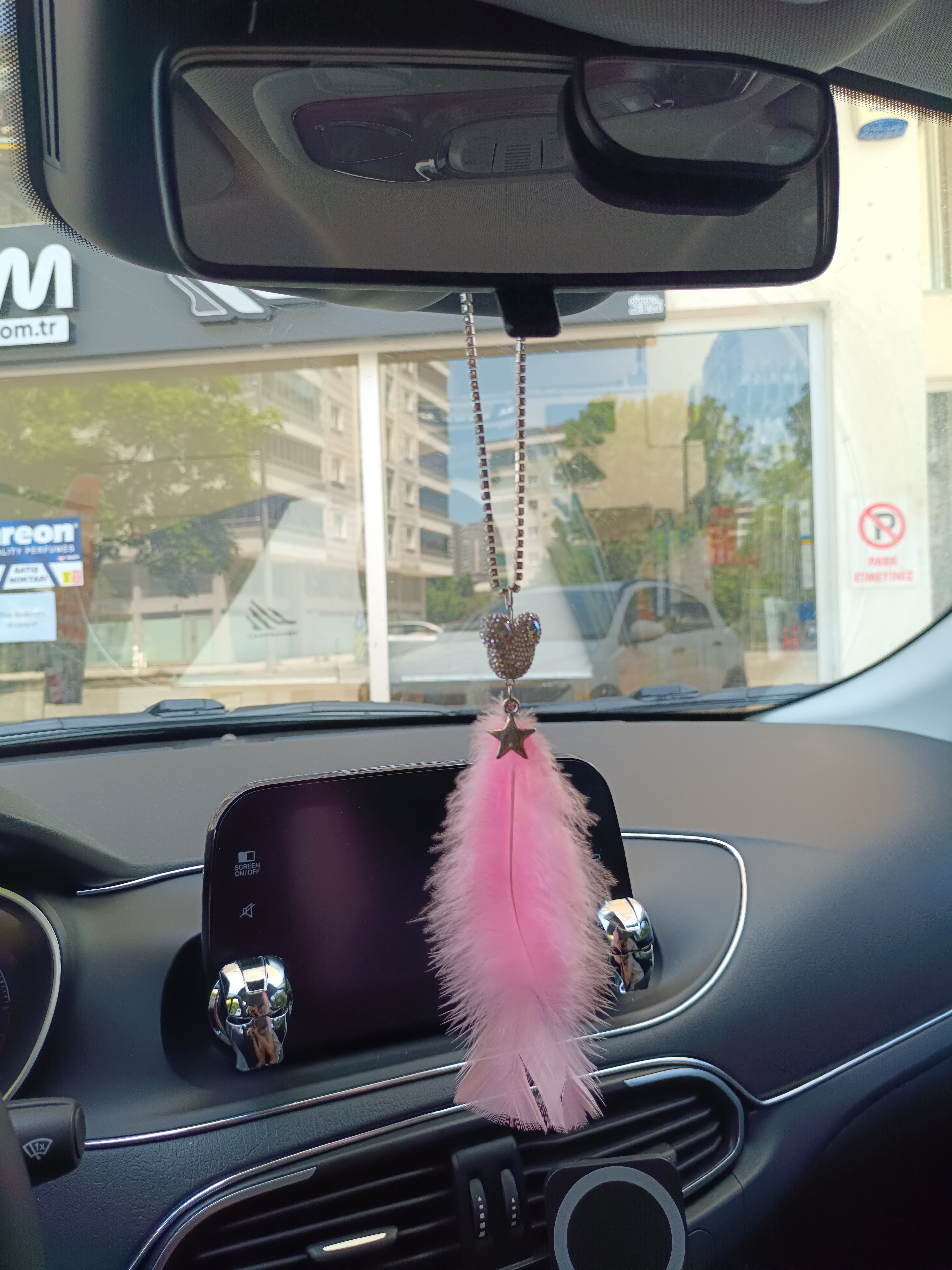 Pandalı Model Metal Yıldız Dikiz Ayna Süsü Şeker Pembe Tüylü