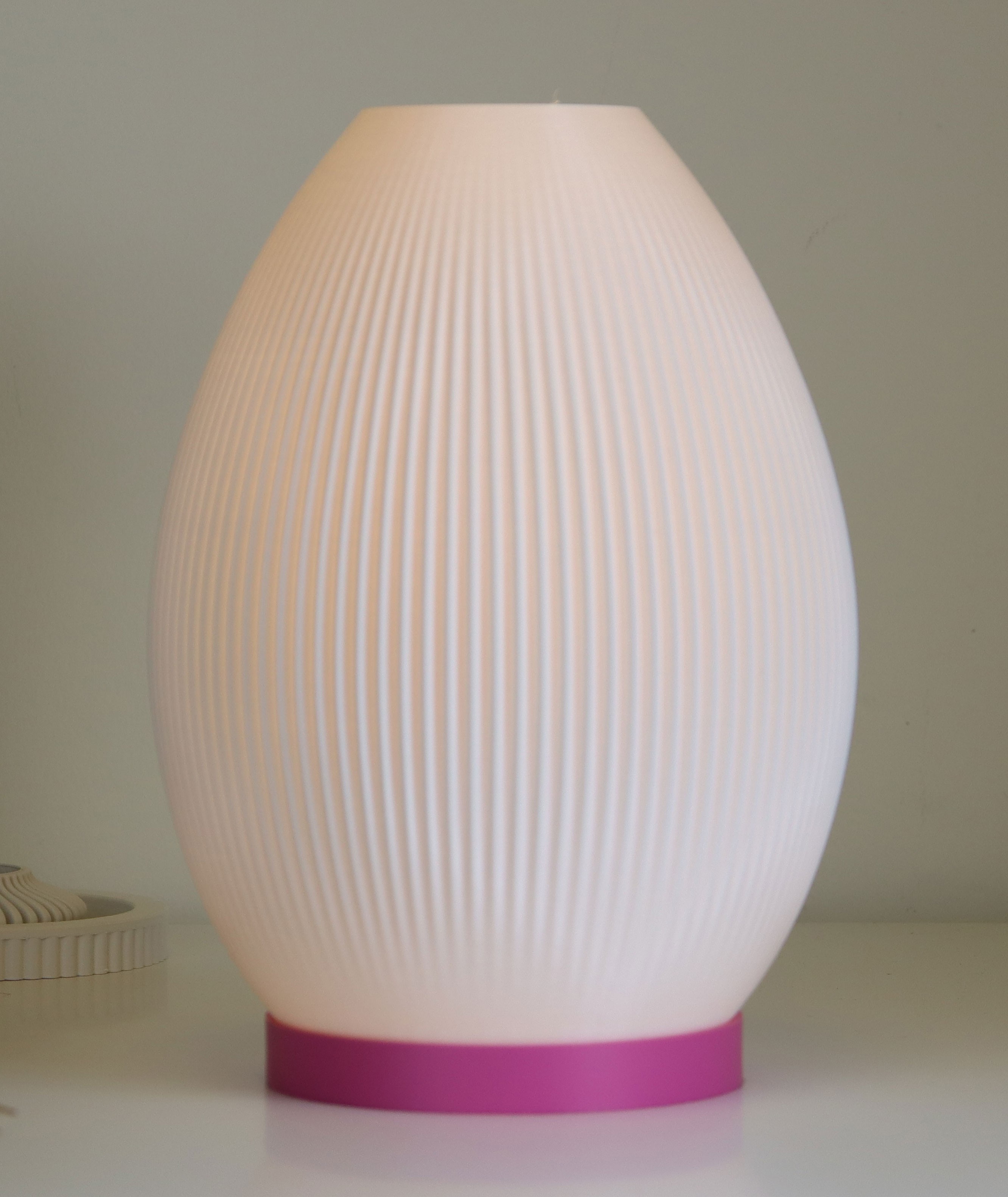 Egg Pembe-Beyaz Abajur