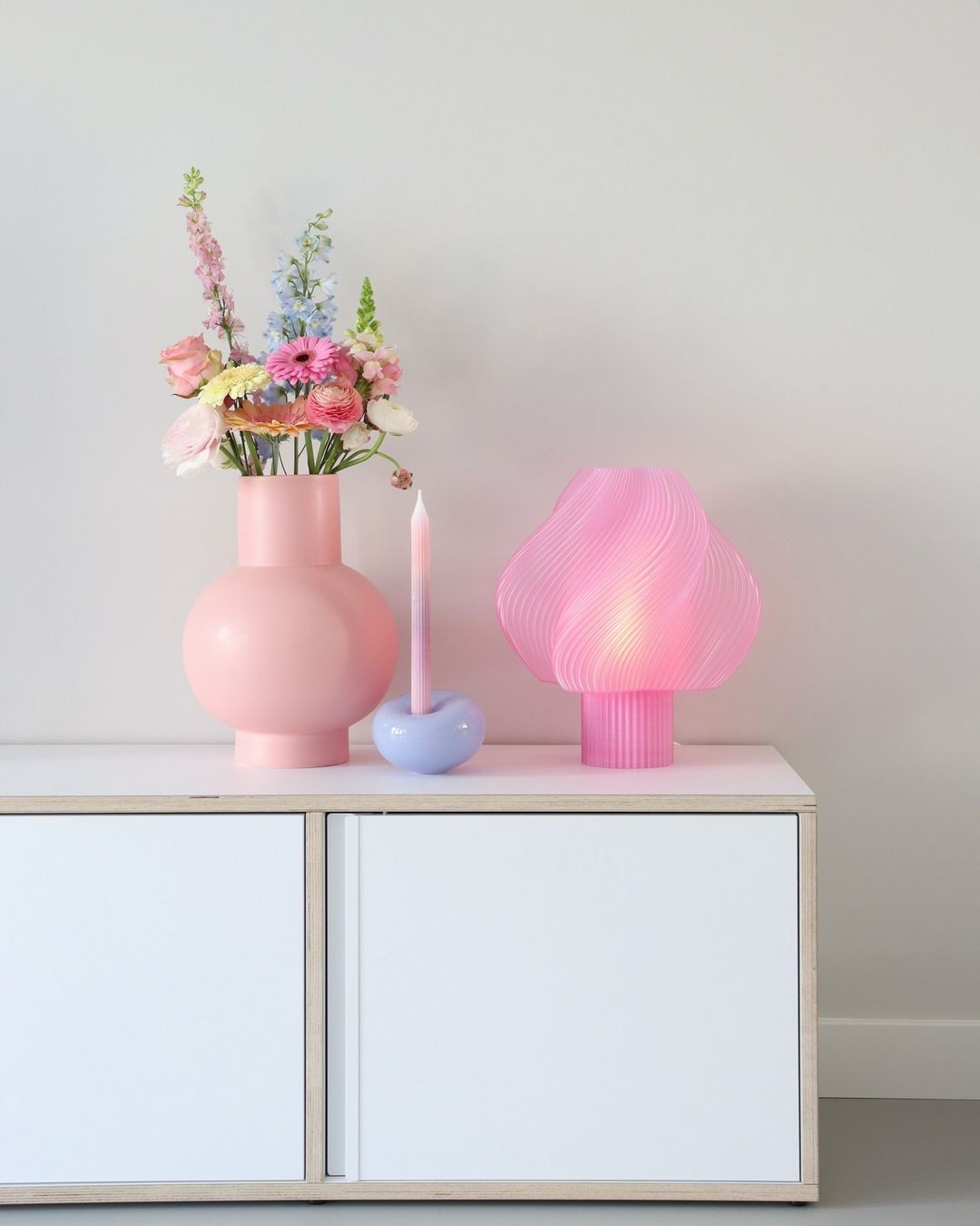 Modern Pembe Abajur