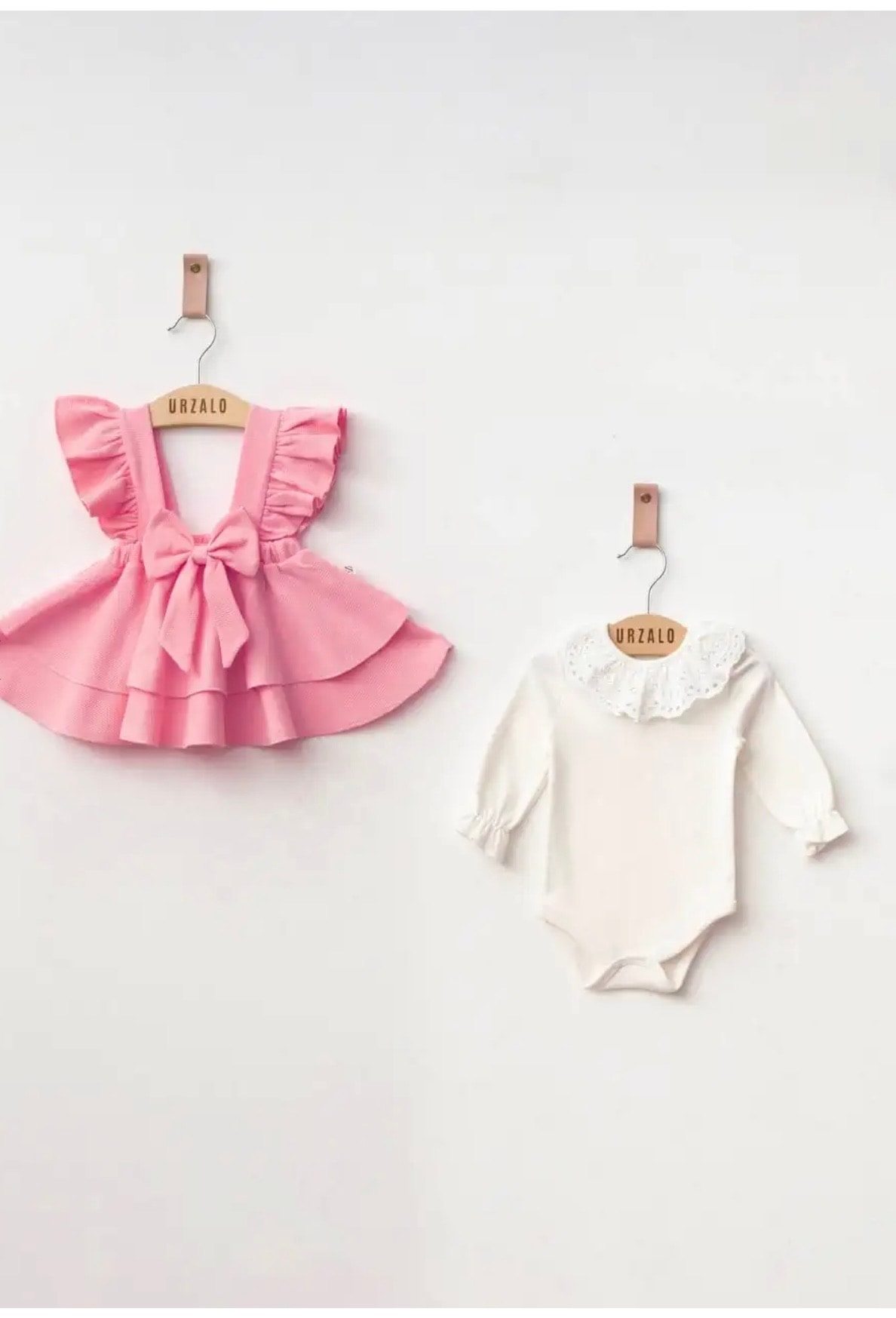 Pembe Fiyonklu Kız Bebek Jile Elbise ve Dantel Yaka Detaylı Body Takımı