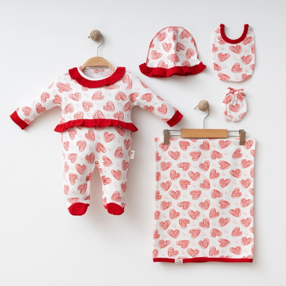 Kalp Desenli Kız Bebek 5’li Hastane Çıkış Seti