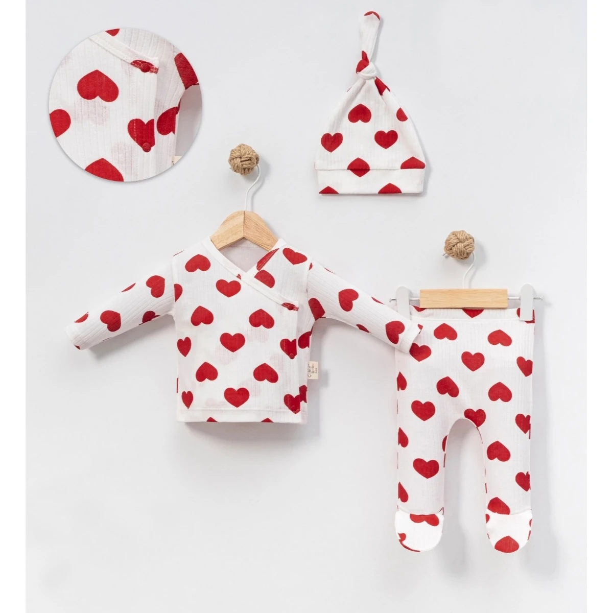 Kalp Desenli Kız Bebek 3’lü Takım