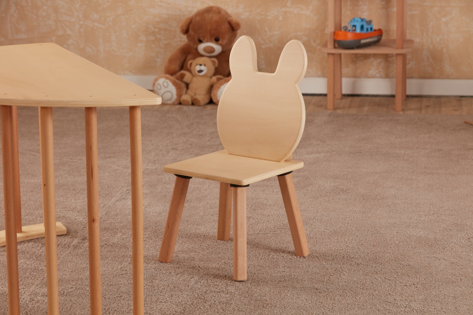 Yubi Montessori Çocuk Sandalyesi