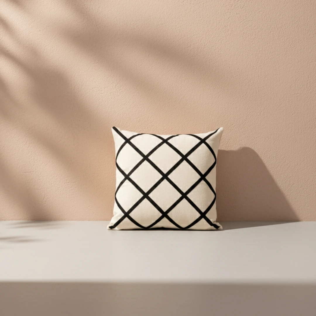 Çapraz Desenli Modern Minimalist Dekoratif Kırlent Kılıfı (İç Dolgusuz)