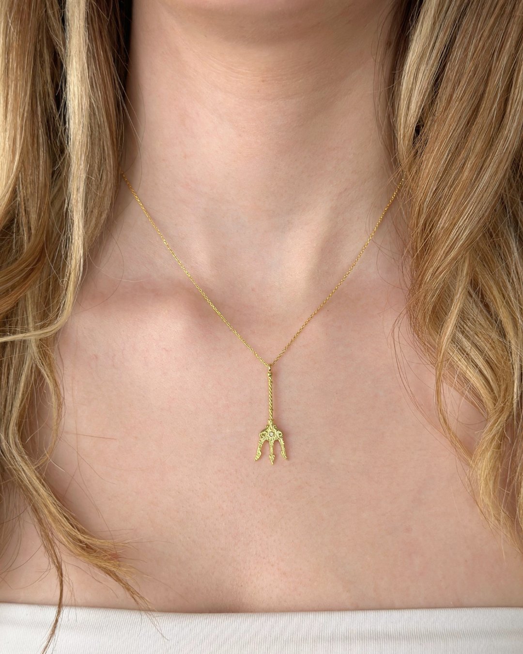 Unisex Poseidon’un Mızrağı Kolye