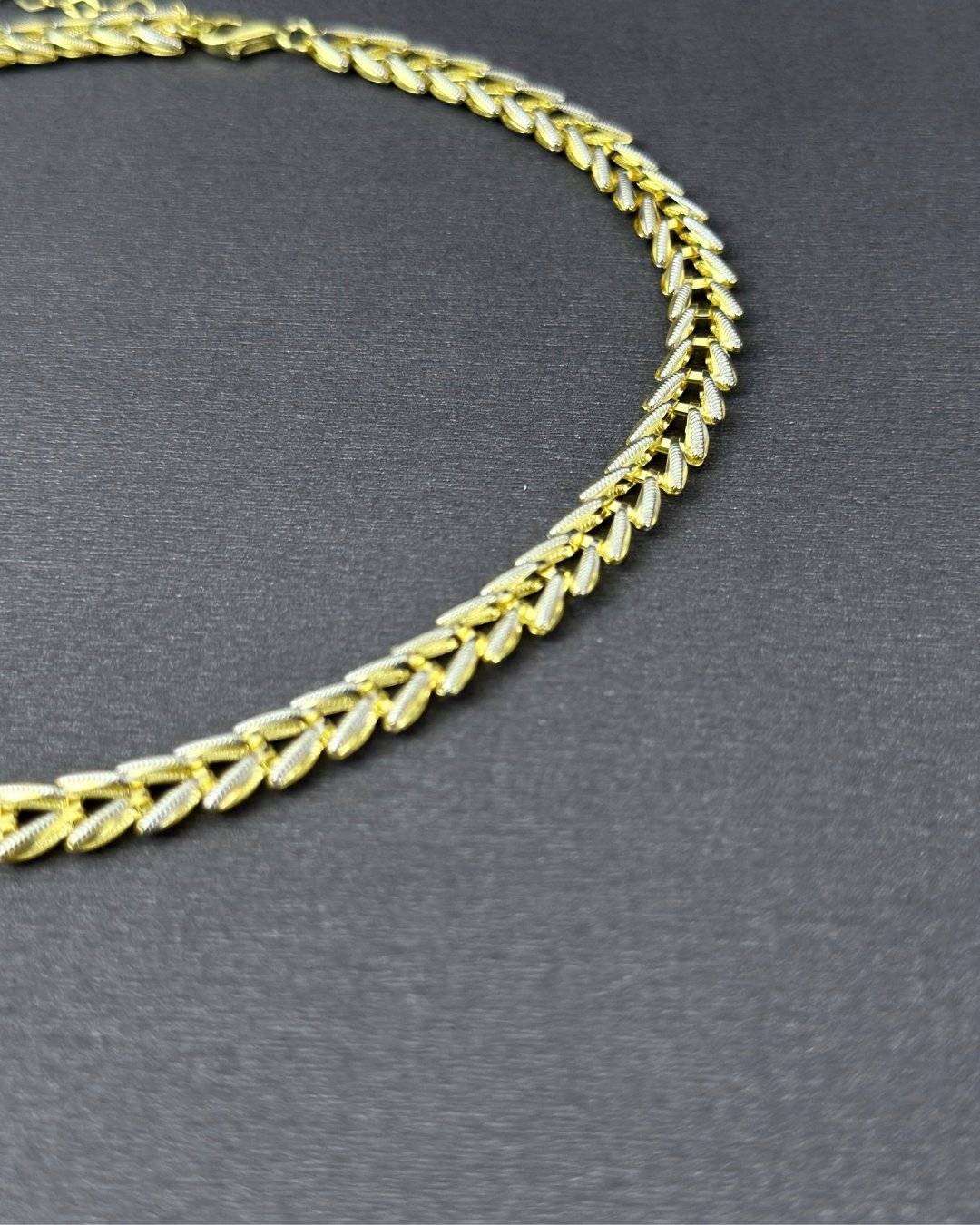 Altın Sarmaşık Choker