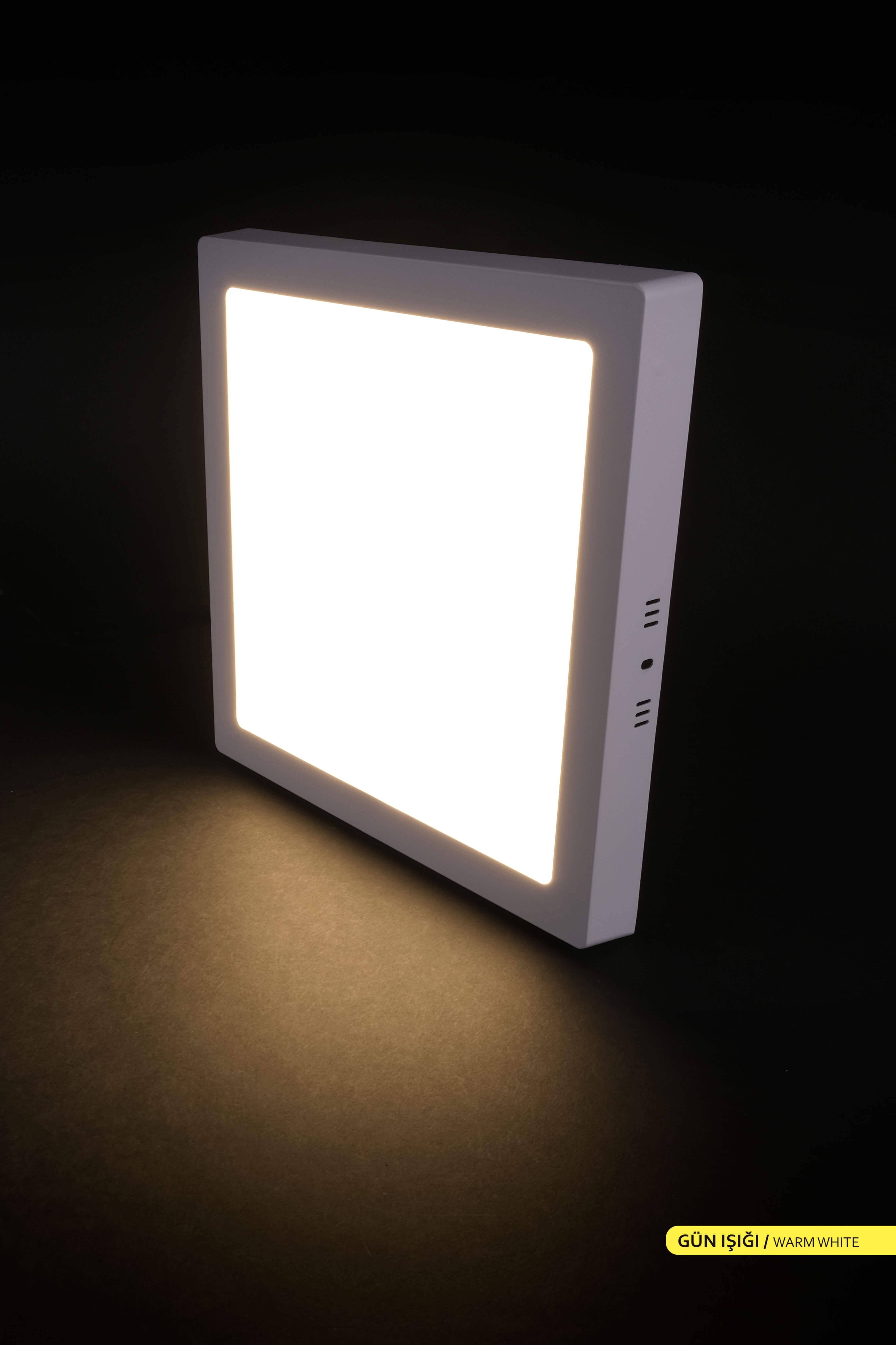 ACK Sıva Üstü Kare LED Panel Armatür Beyaz Gövde 3000K Gün Işığı 24W AP04-02400