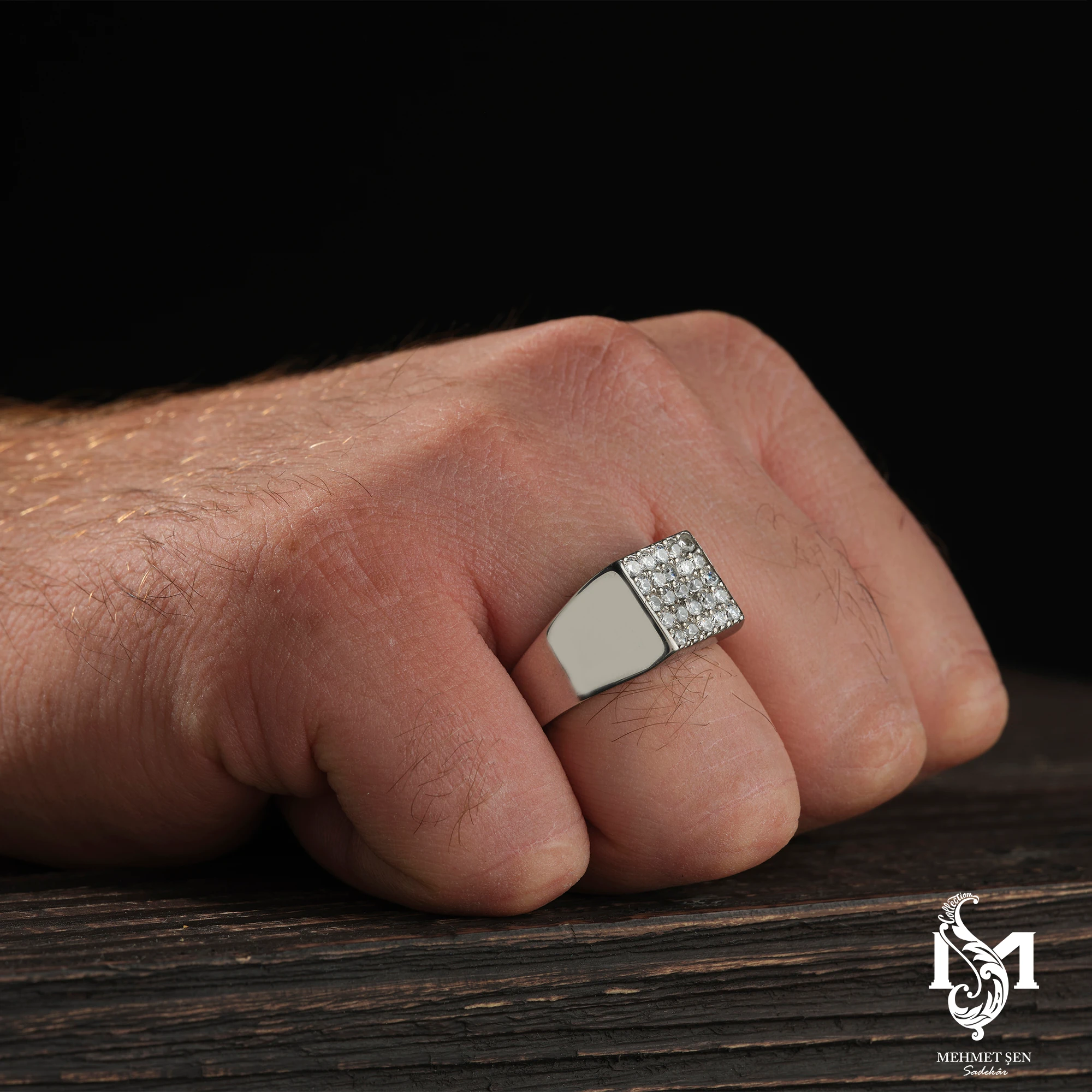 Taşlı Gümüş Erkek Yüzük Modeli