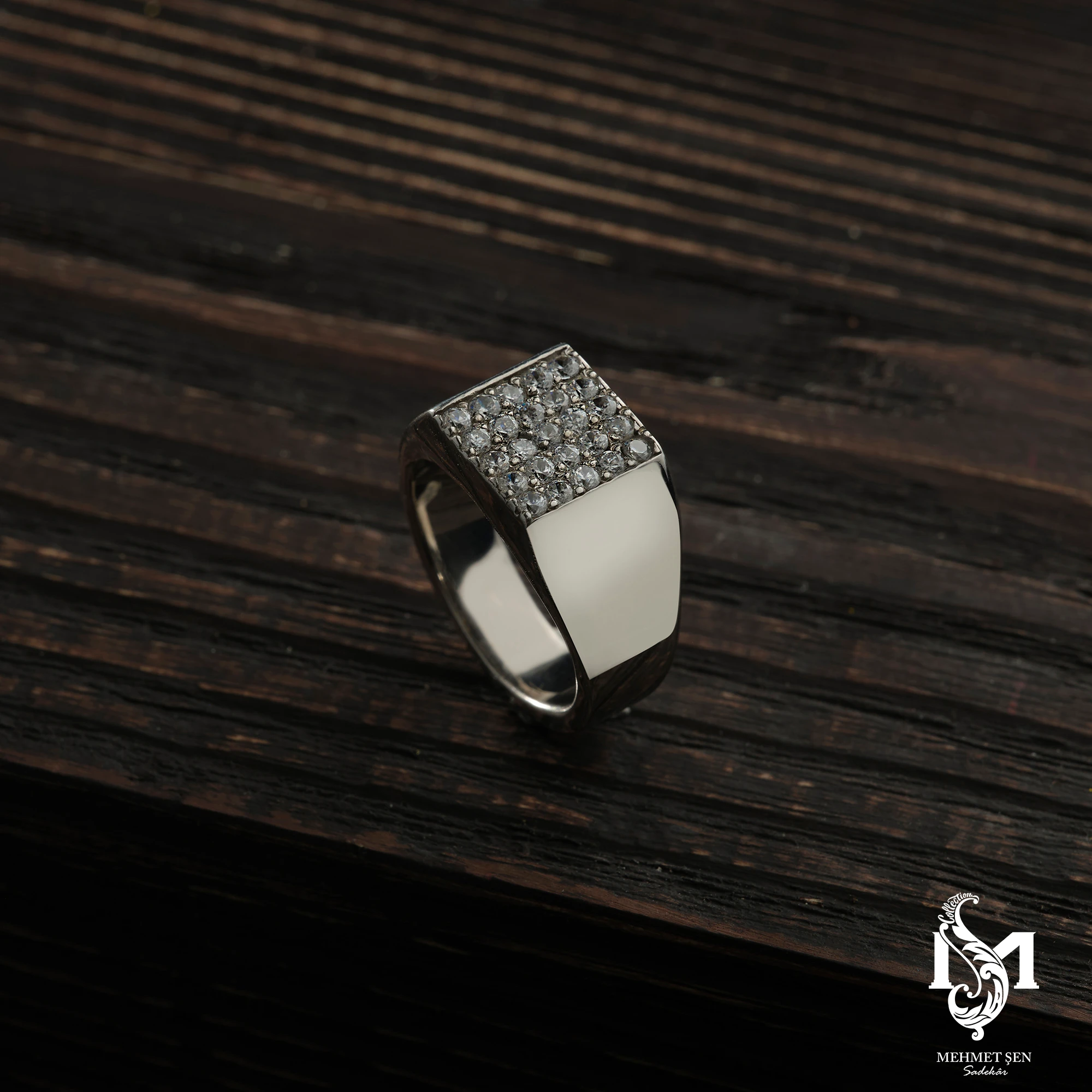 Taşlı Gümüş Erkek Yüzük Modeli
