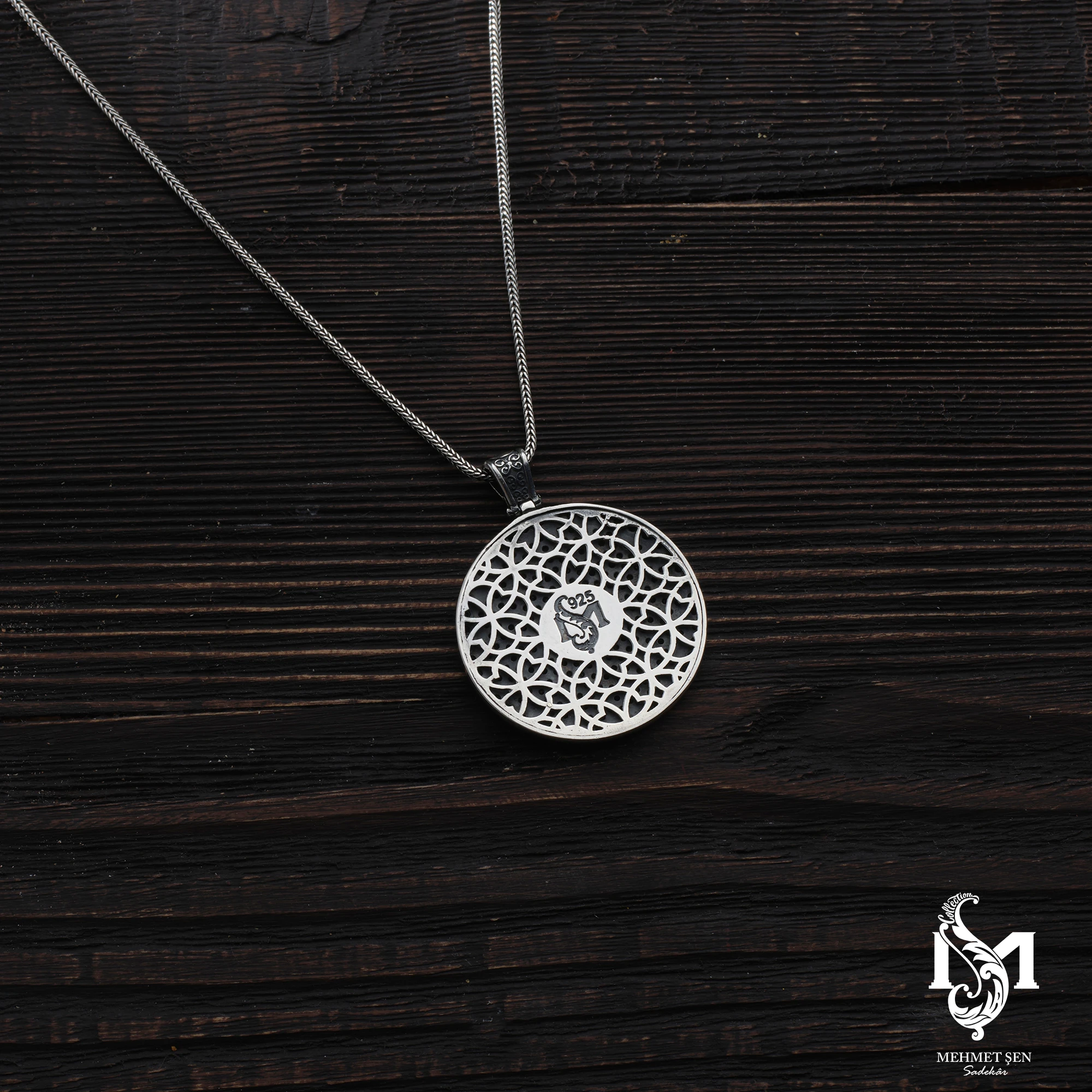 Zülfikarlı Aslan Gümüş Erkek Kolye Modeli