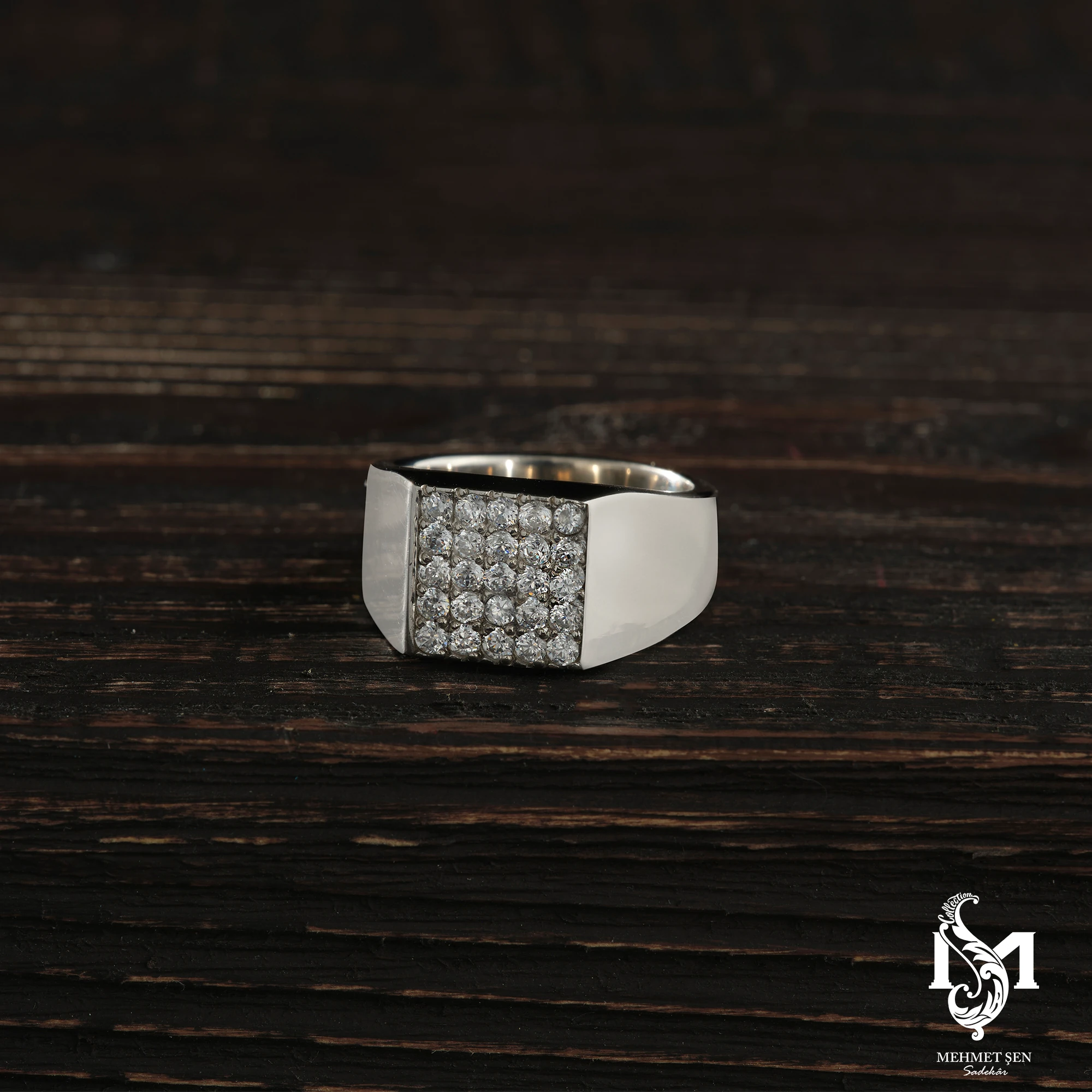 Taşlı Gümüş Erkek Yüzük Modeli