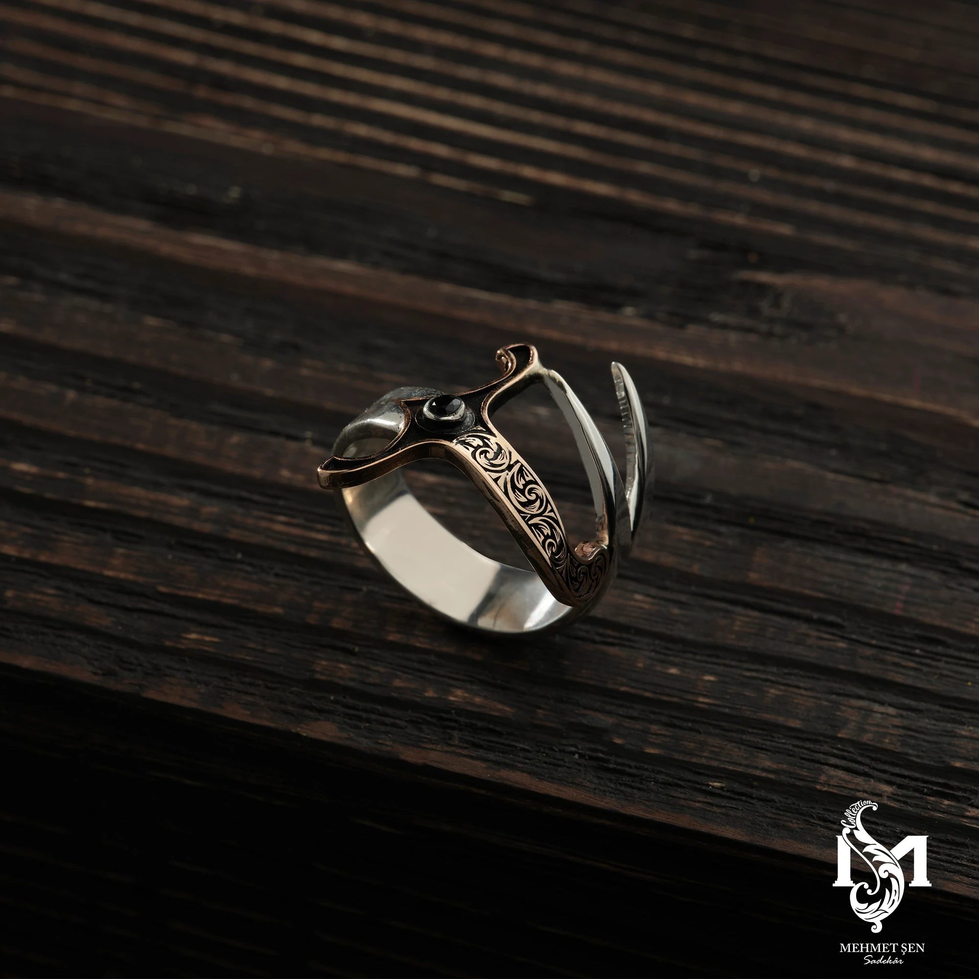 Zülfikar Kılıç Figürlü Gümüş Erkek Yüzük Modeli