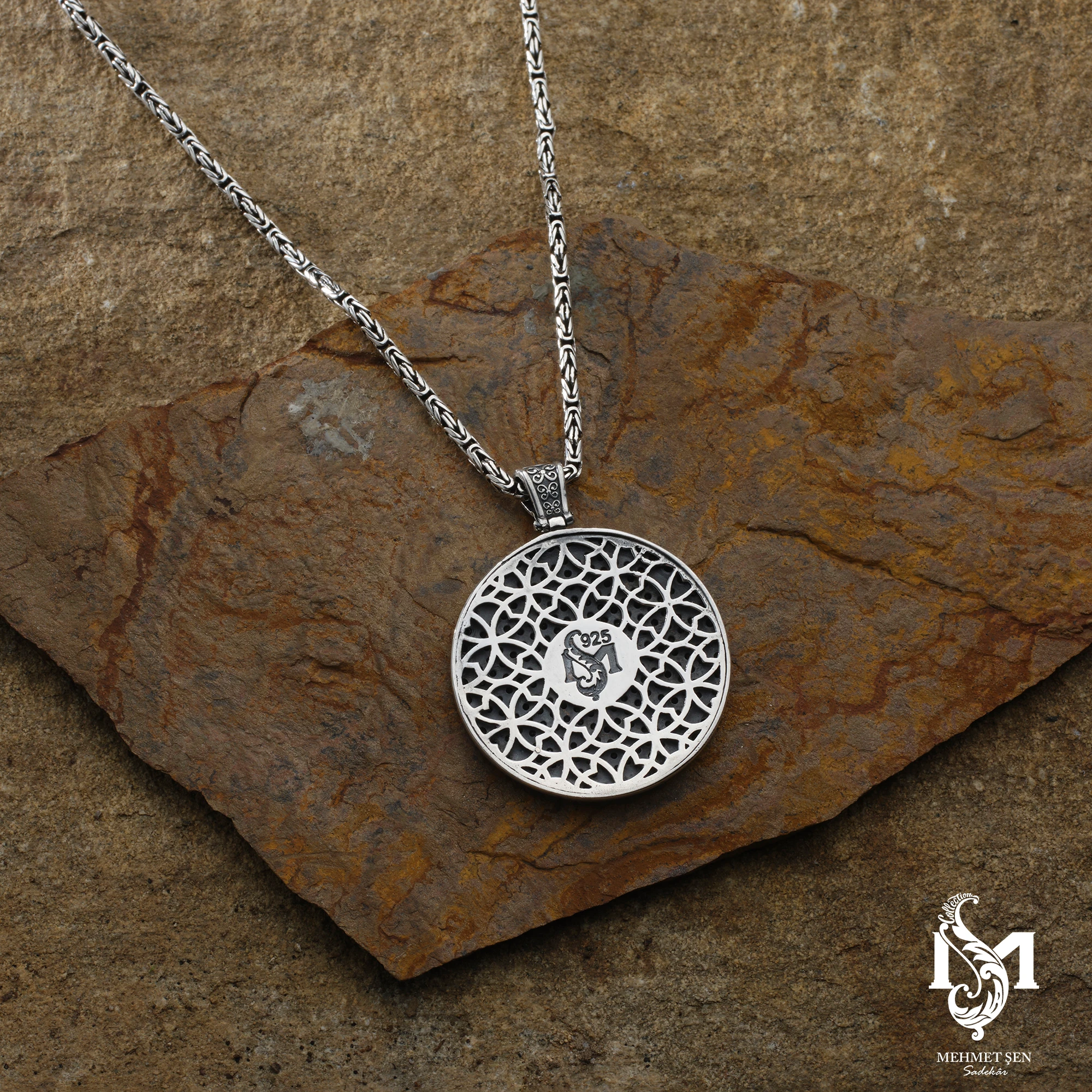 Zülfikarlı Aslan Gümüş Erkek Kolye Modeli