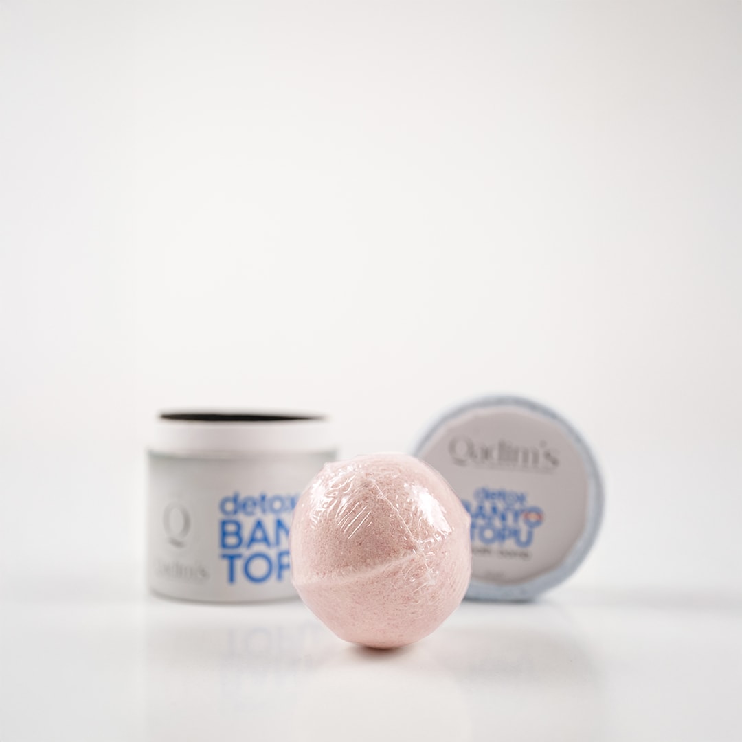 Qadim's Detox Banyo Topu Gül Kokulu Bath Bomb 40 GR 