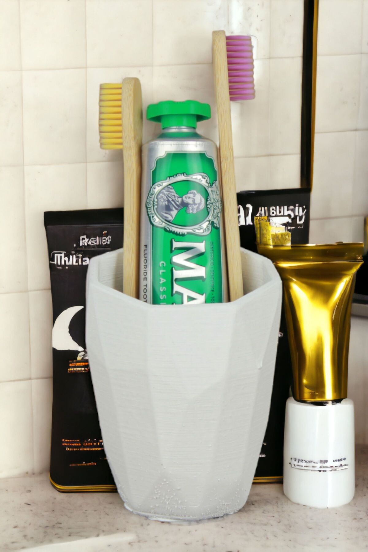 Beyaz thumbnail image