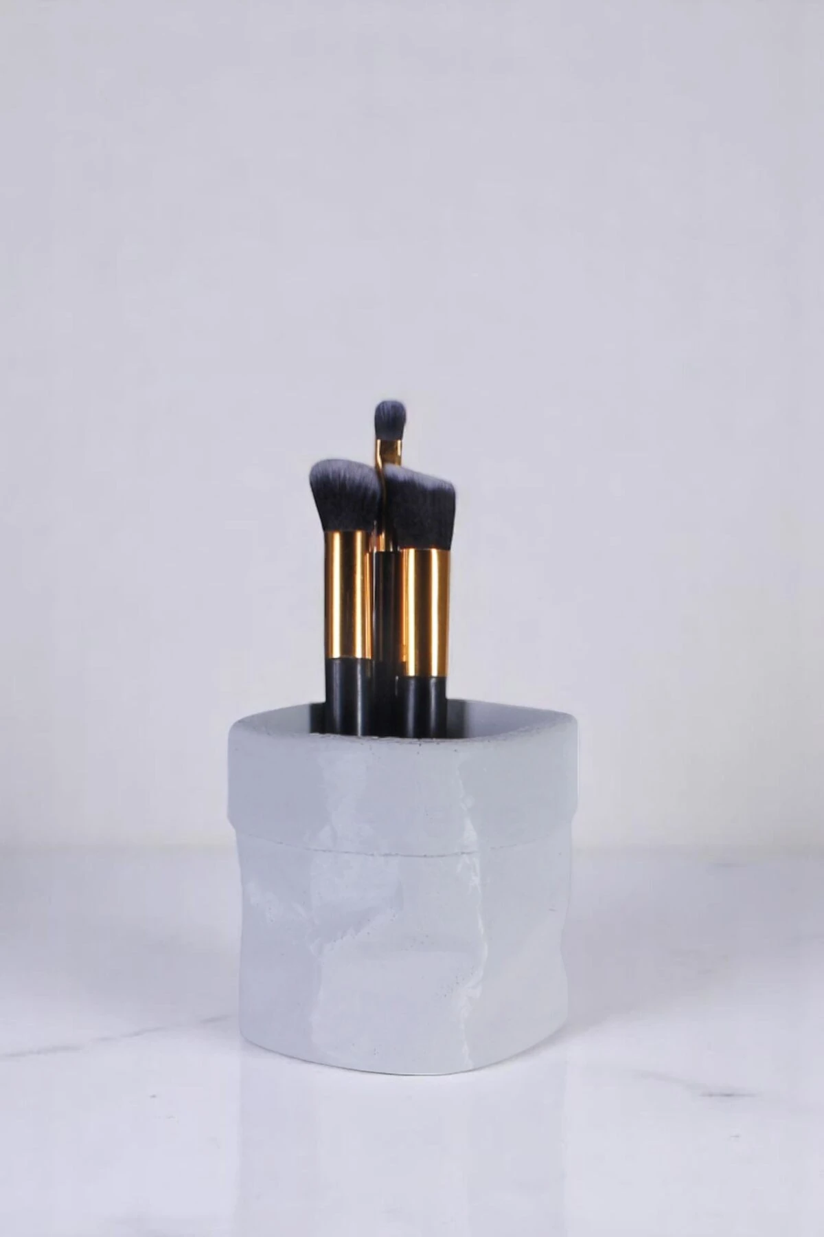 Beyaz thumbnail image