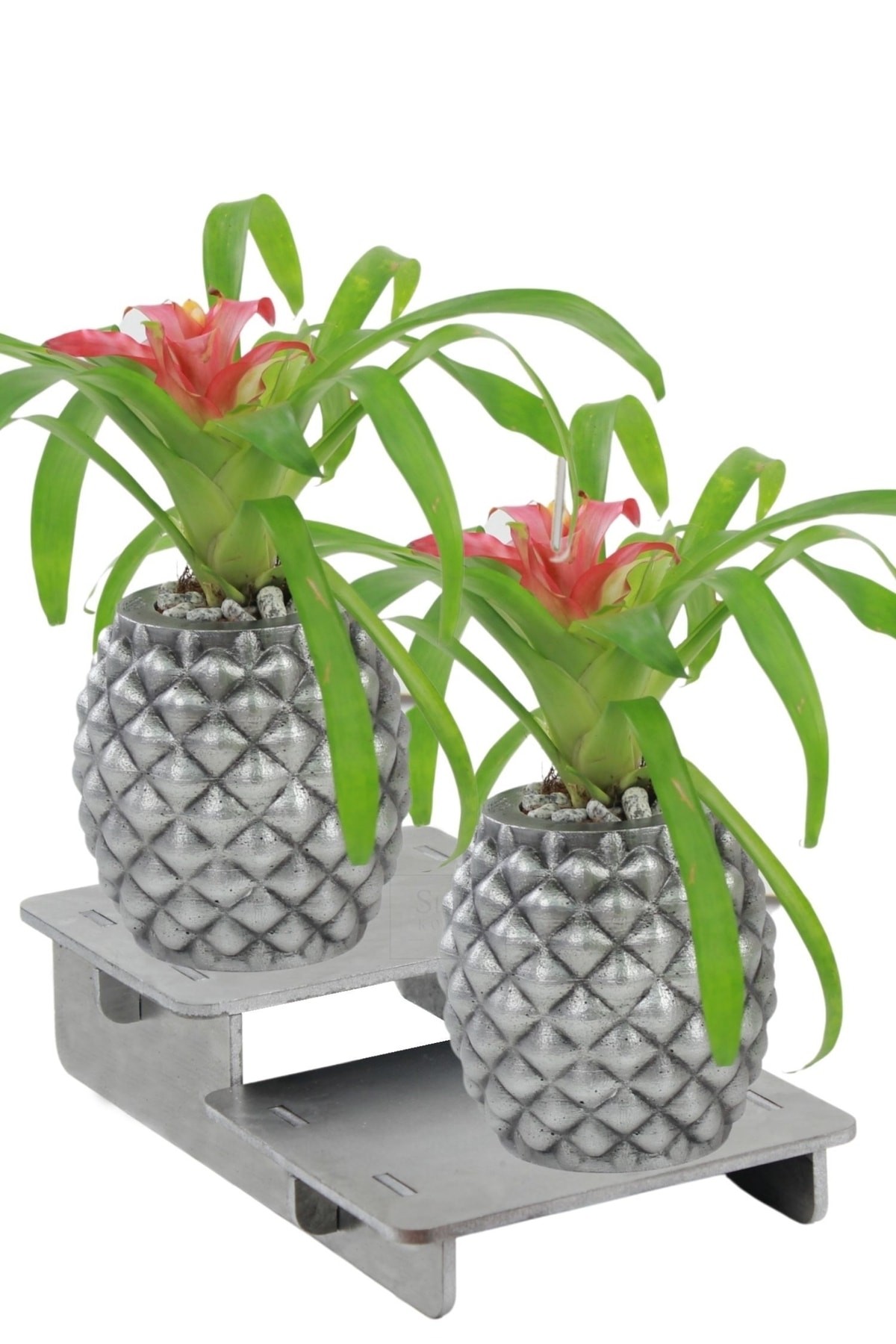 Ayaklı Saksı Ahşap Büyük Boy 2 Adet Gümüş Renk Eskitme Uygulamalı Ananas Model