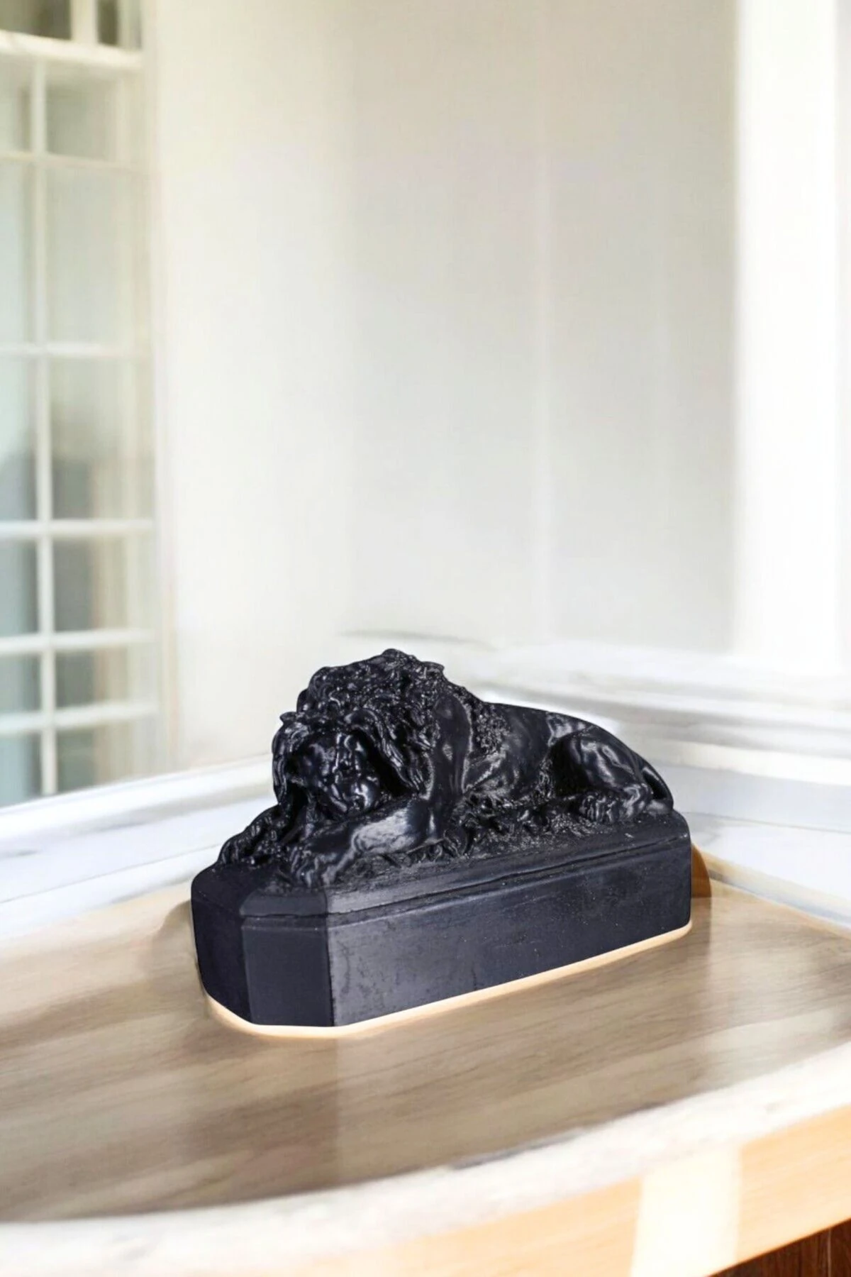 SİYAH thumbnail image