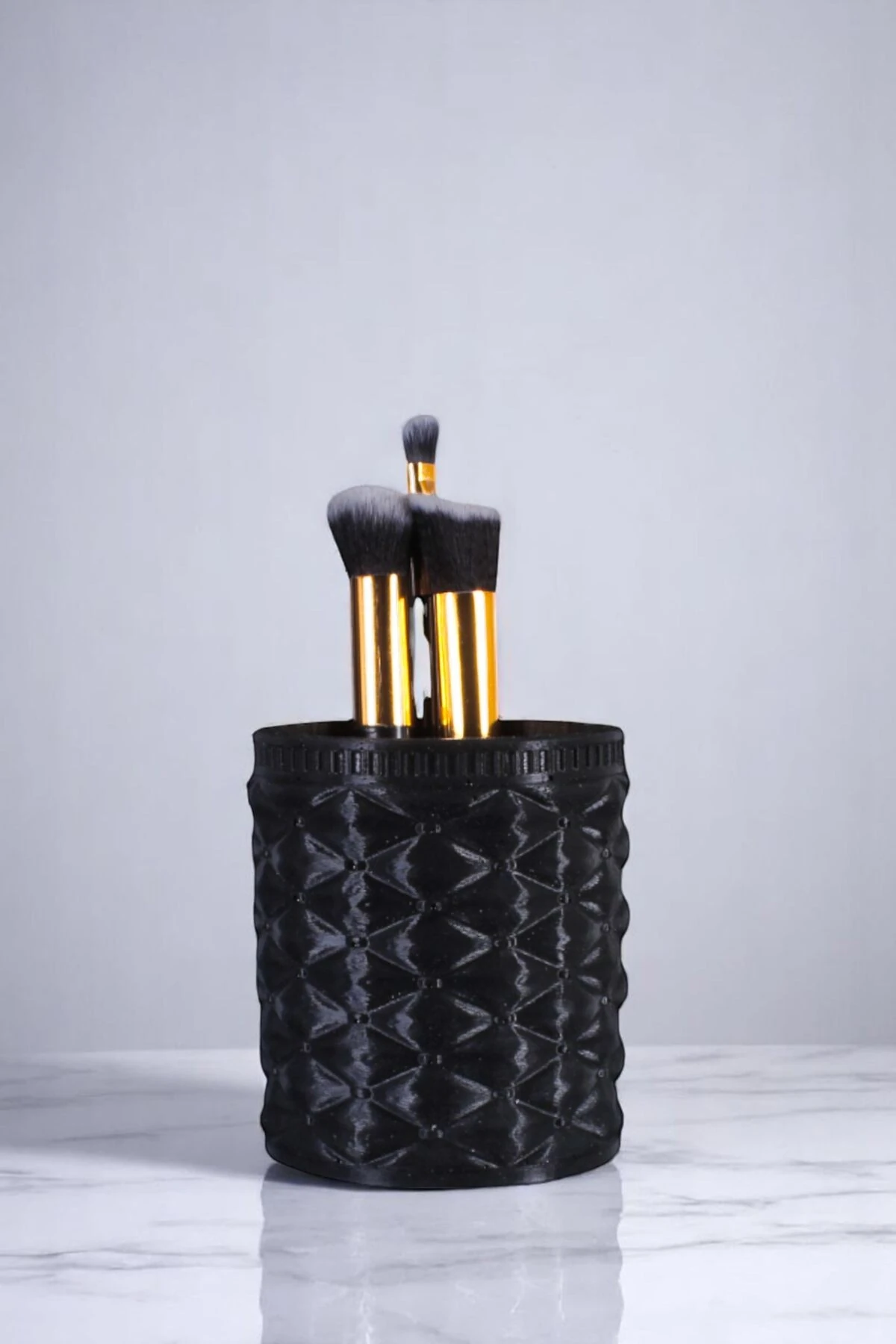 SİYAH thumbnail image