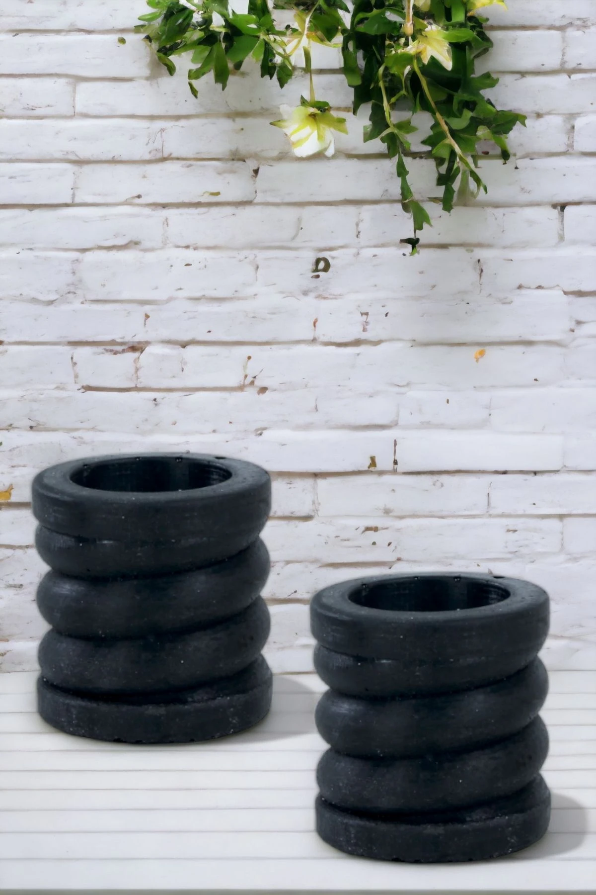 SİYAH thumbnail image