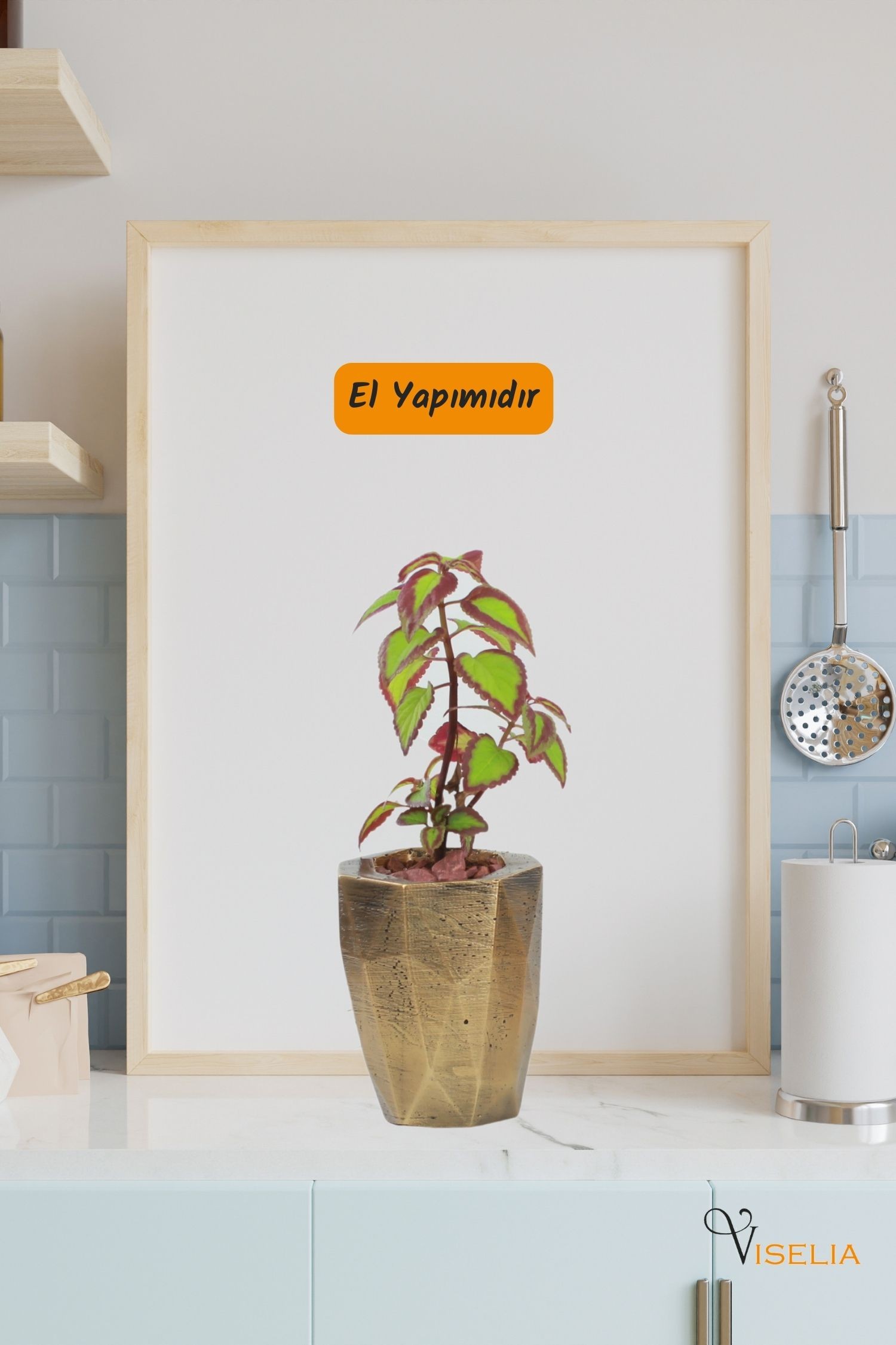 Büyük Dekoratif Saksı Altın Eskitme Çiçek Saksısı 3 Adet 3 Boy Uzun Poly Model