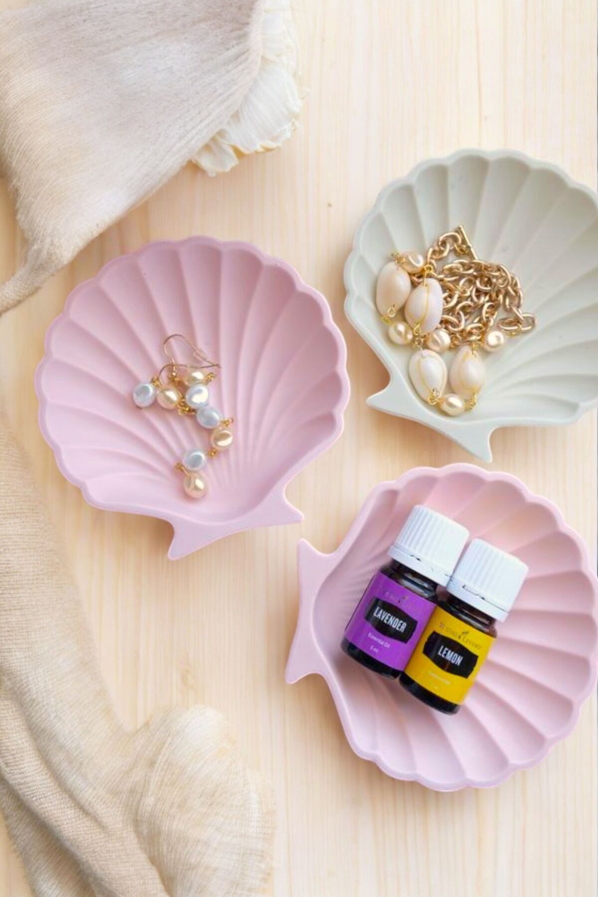 PEMBE BEYAZ thumbnail image