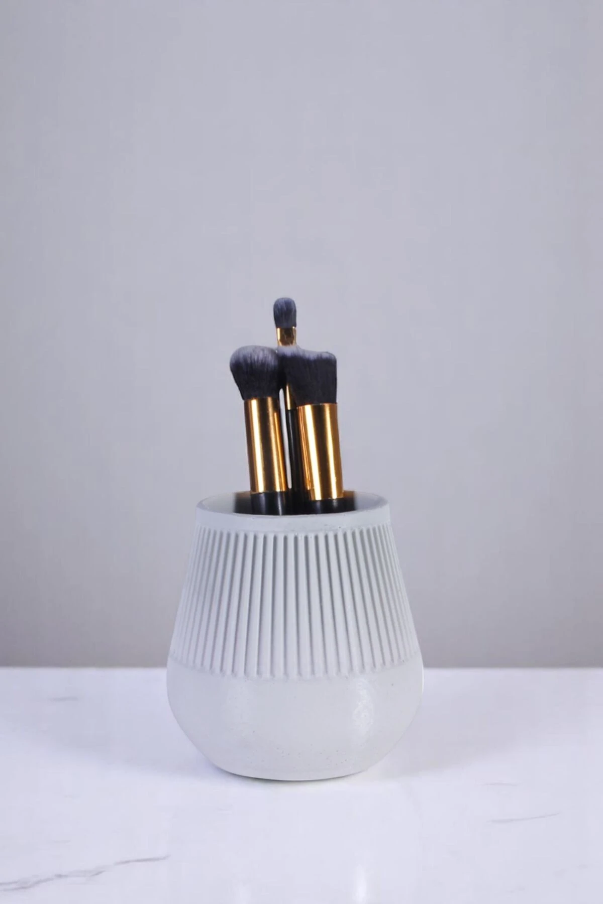 Beyaz thumbnail image