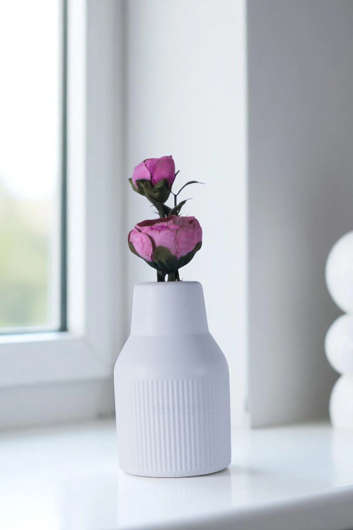 Vazo Küçük Vazo Masa Üstü Vazo Ev Dekorasyon Vazo Beyaz Renk Model 60 image
