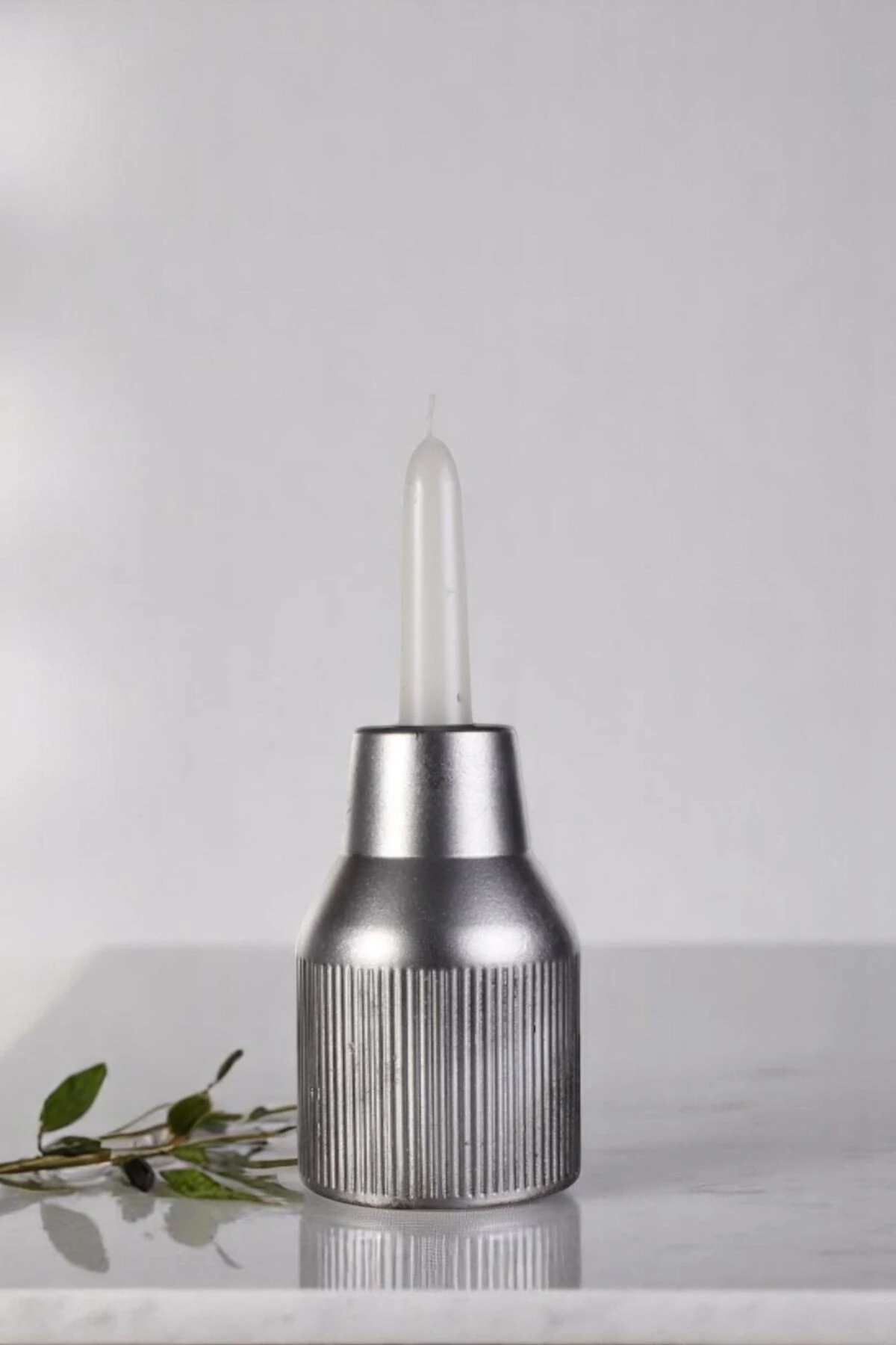 Mumluk Şamdan Ince Mum Uyumlu Gümüş Eskitme Renk Model 61 image