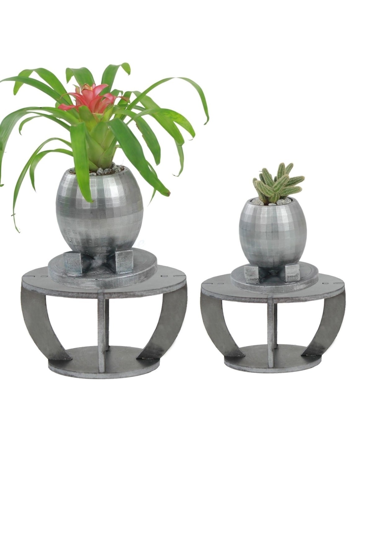 Ahşap Ayaklı Beton Saksı Büyük Boy Set 2 Adet Gümüş Varak Boyalı Eskitmeli Ayaklı Yuvarlak Model
