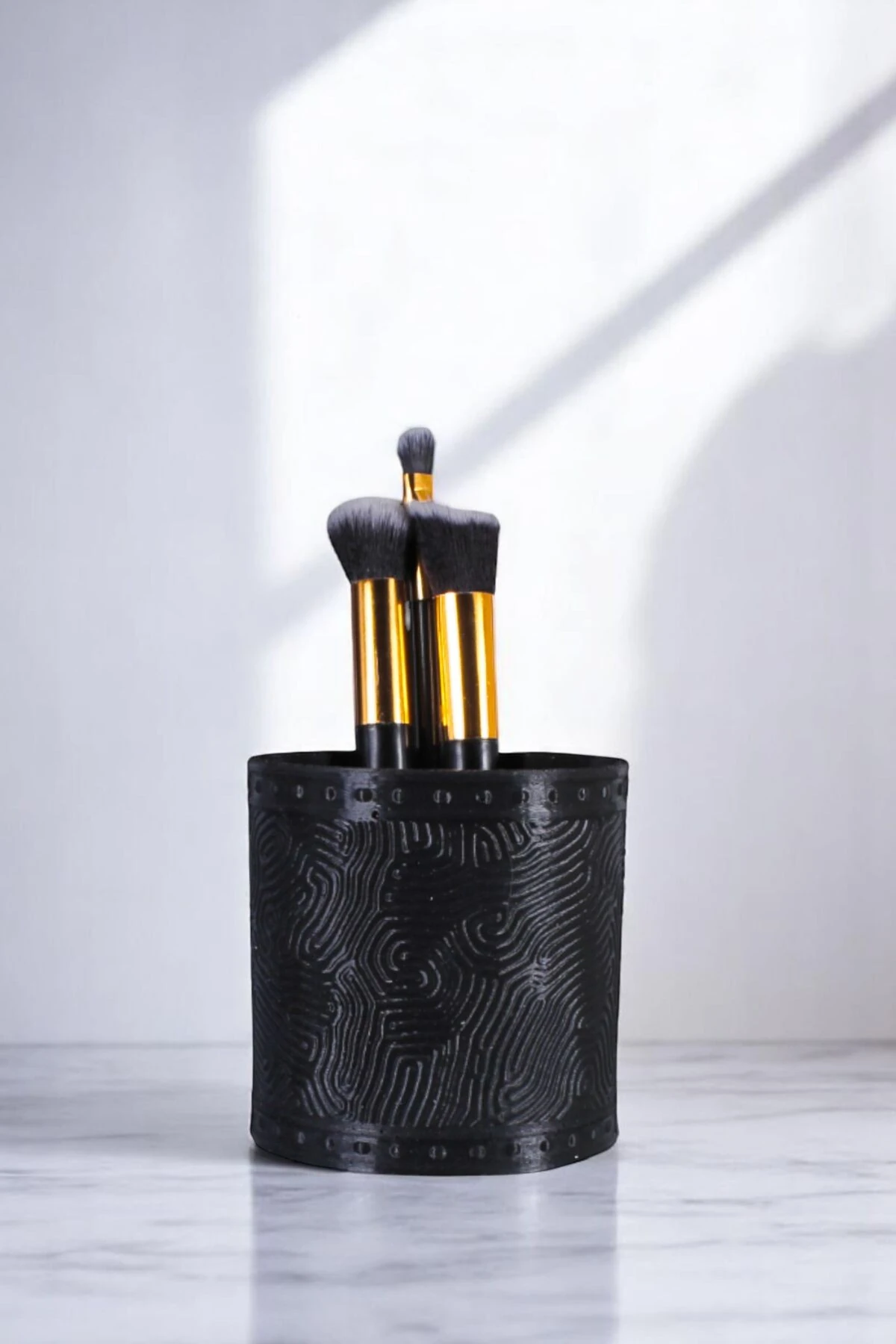 SİYAH thumbnail image