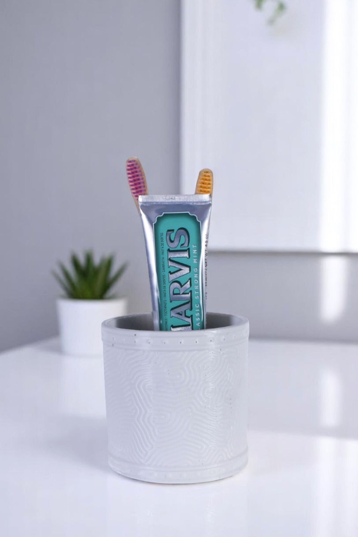 Beyaz thumbnail image