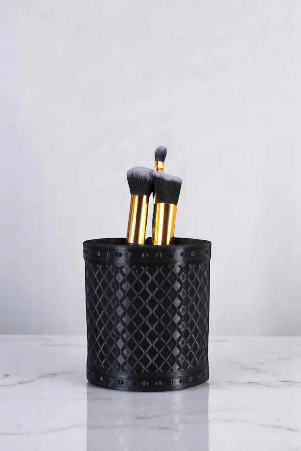 SİYAH thumbnail image