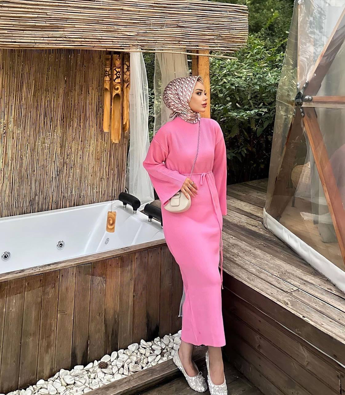 Bel Bağlamalı Elbise