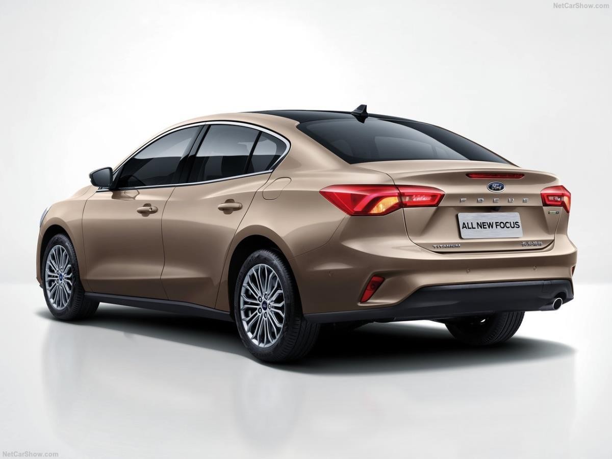 FORD OTOSAN JX7B13405AG | Focus 2018- Sol Dış Stop Lambası Sedan