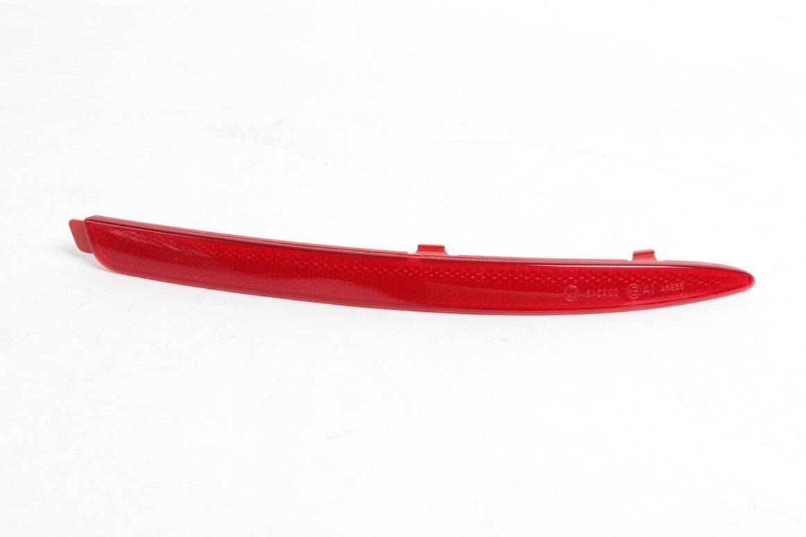 İTHAL 1Z0945106A | Skoda Octavıa 2009-2013 Model Arası Sağ Arka Tampon Reflektörü