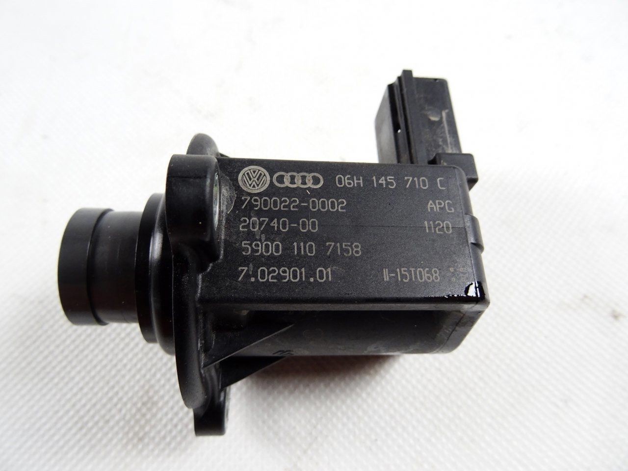 OEM / ORJİNAL 06H145710c | Volkswagen Scırocco 2009-2018 Model Arası Turbo Kesme Valfi
