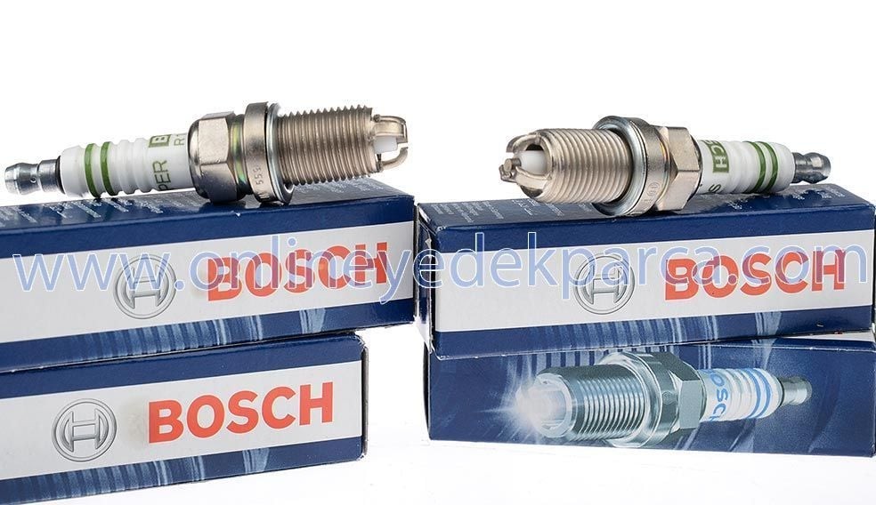 BOSCH 0241235752 | Volkswagen PoloClassic 1.6 AFT Motor Ateşleme Bujisi Takım