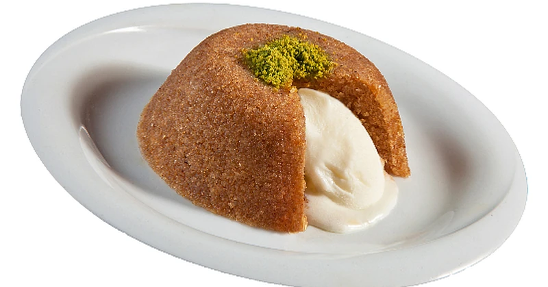 Dondurmalı İrmik Tatlısı