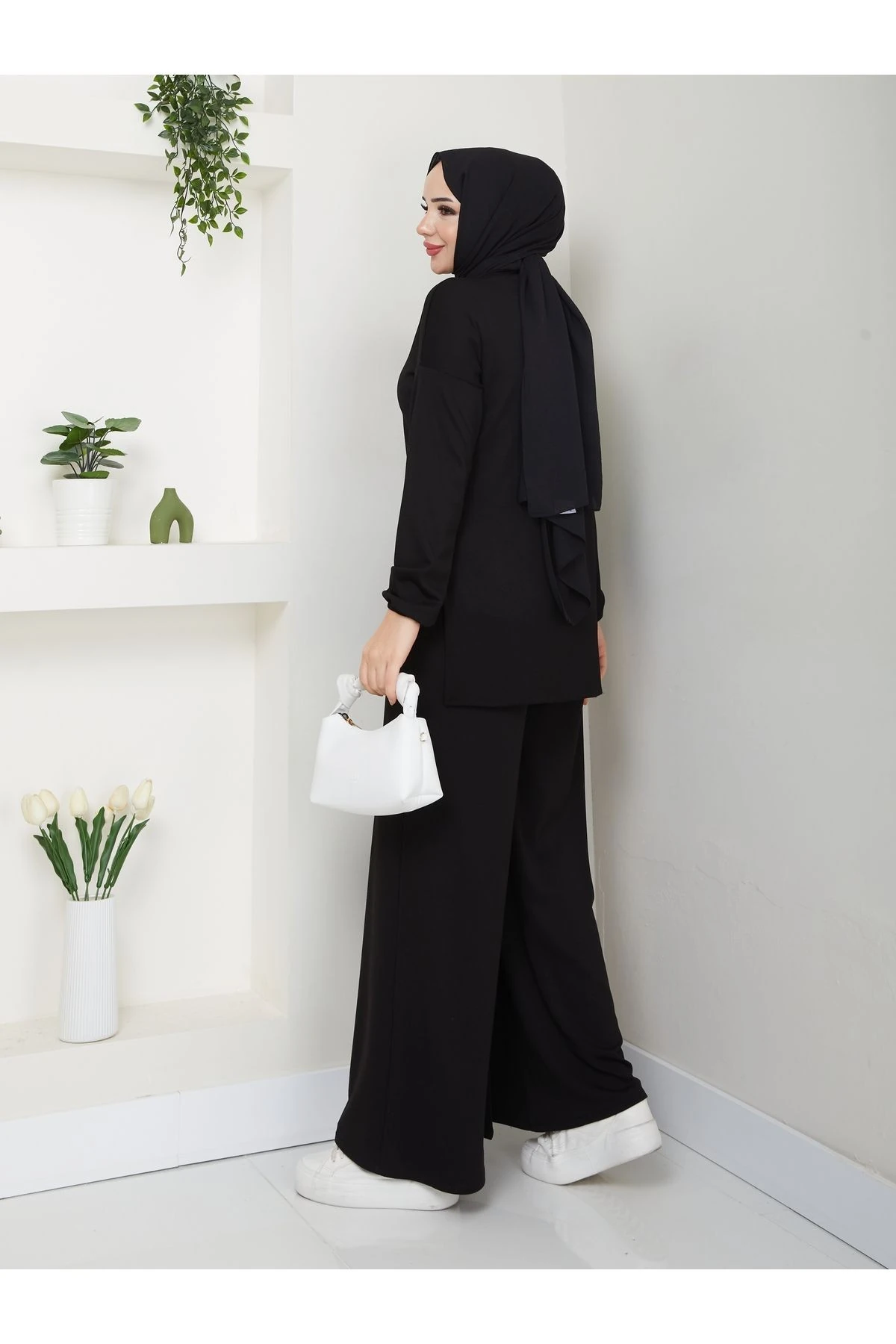 MODAL KUMAŞ HIRKALI SPOR TAKIM