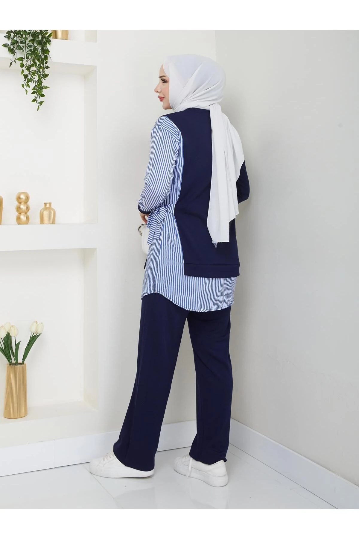 YANDAN BAĞCIK DETAY MODAL TAKIM