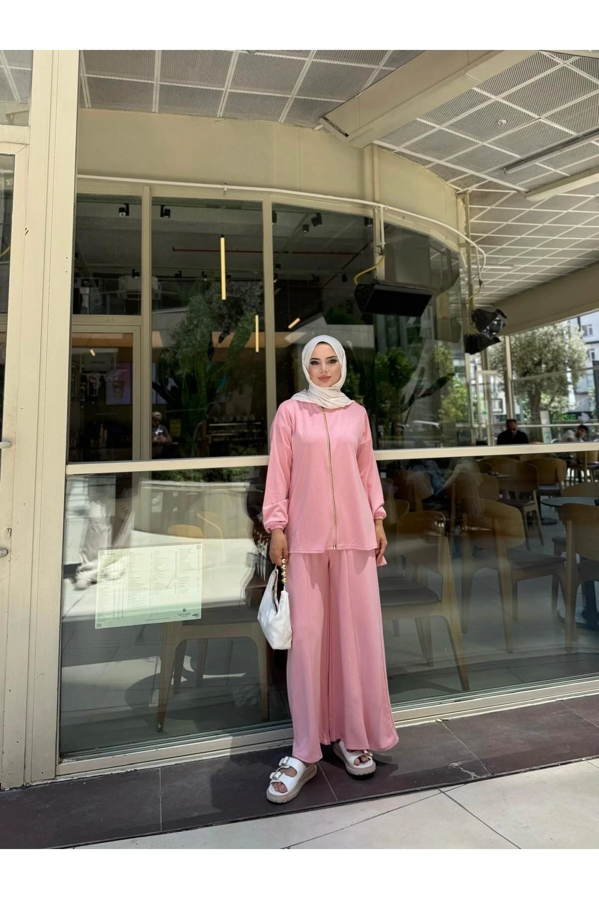 MODAL KUMAŞ HIRKALI SPOR TAKIM