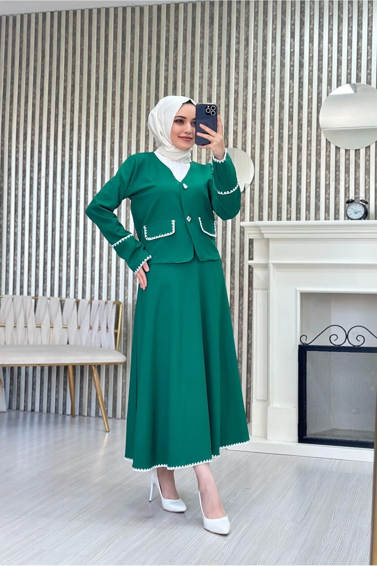 NAKIŞ DETAY DOUBLE ETEKLİ TAKIM