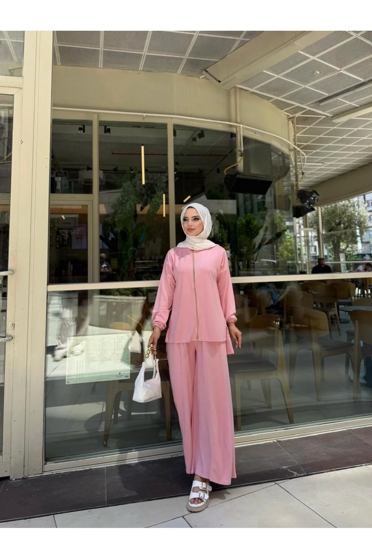 MODAL KUMAŞ HIRKALI SPOR TAKIM