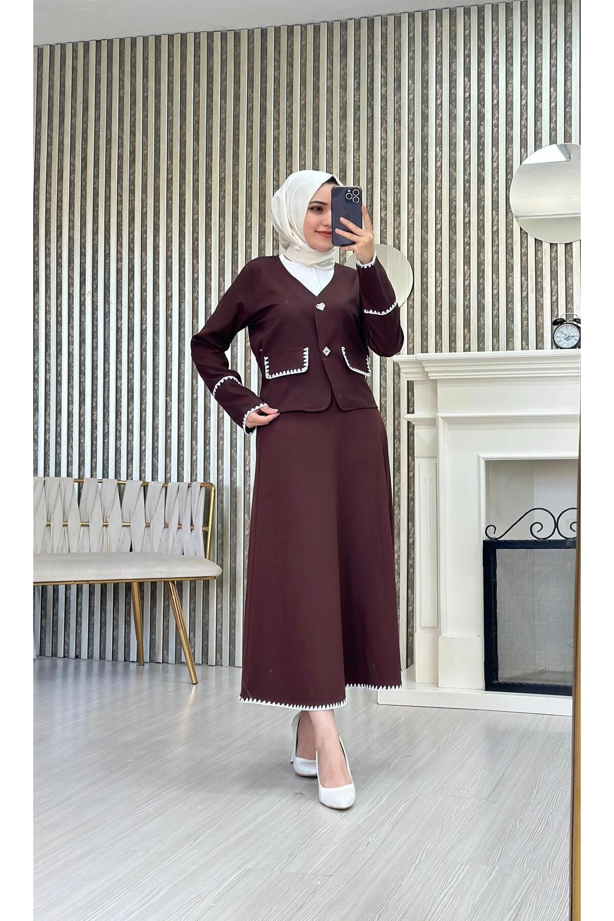 NAKIŞ DETAY DOUBLE ETEKLİ TAKIM