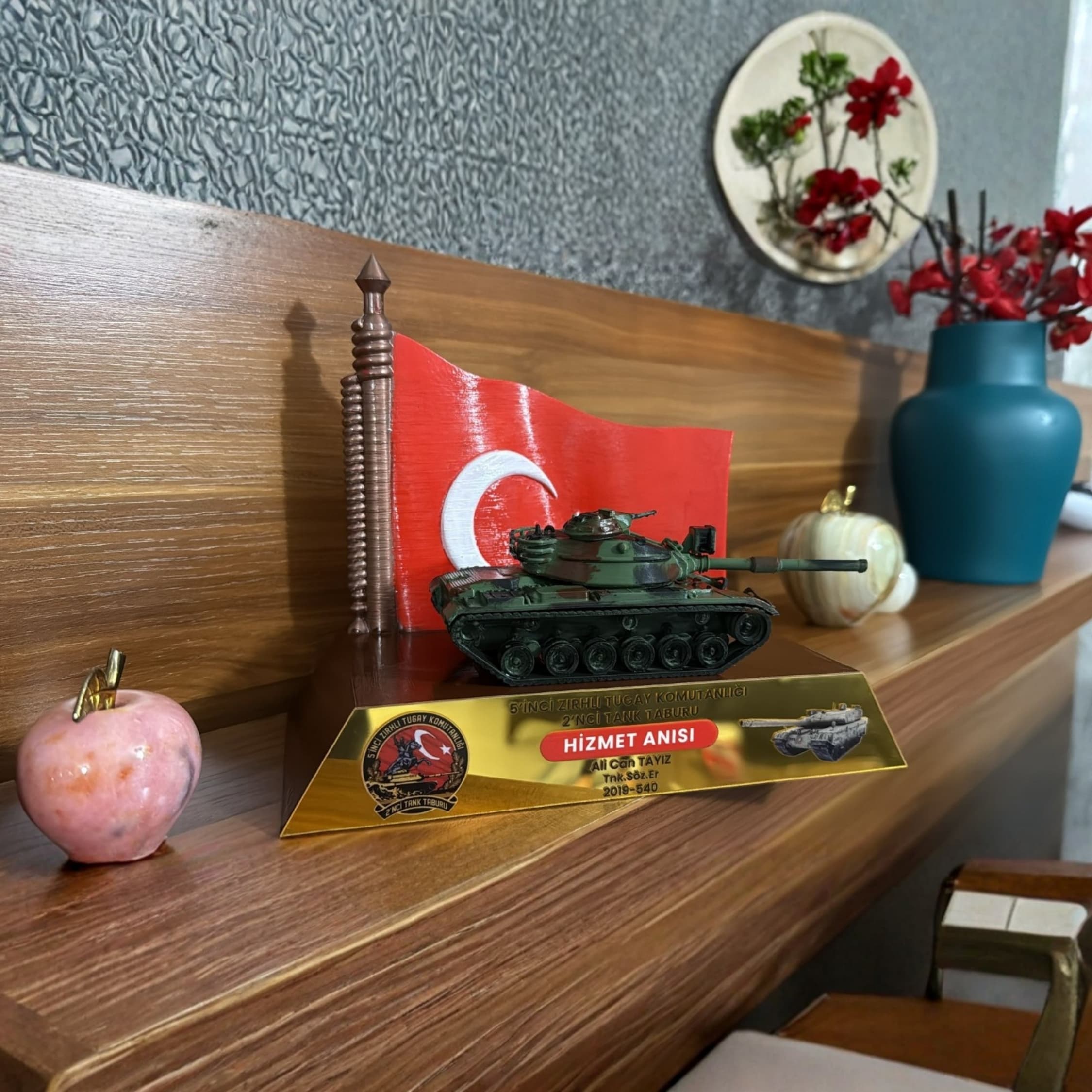 Türk Bayraklı Tank Temalı Hizmet Anısı Plaketi