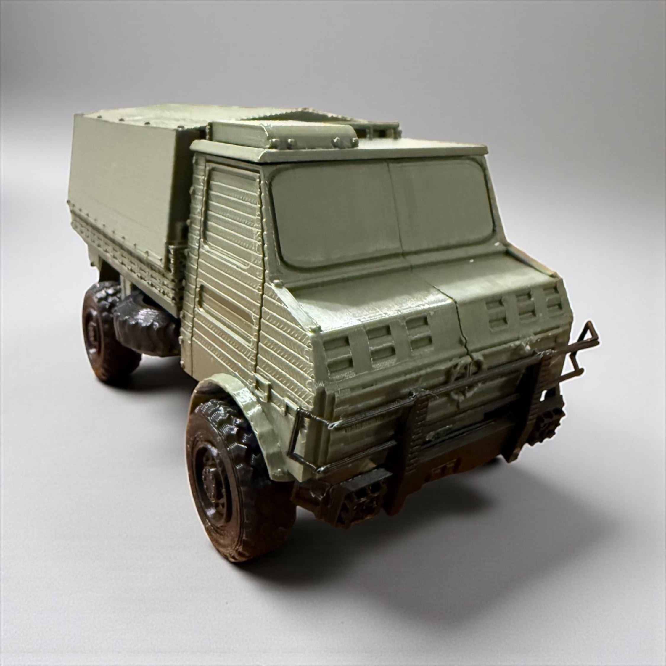 ÜNİMOG MERCEDES