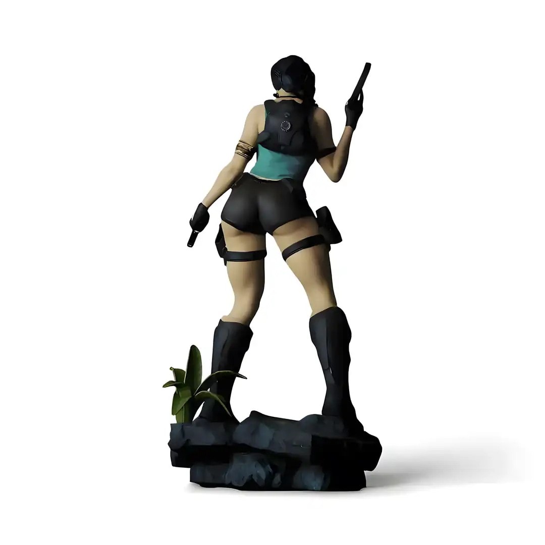 LARA CROFT 