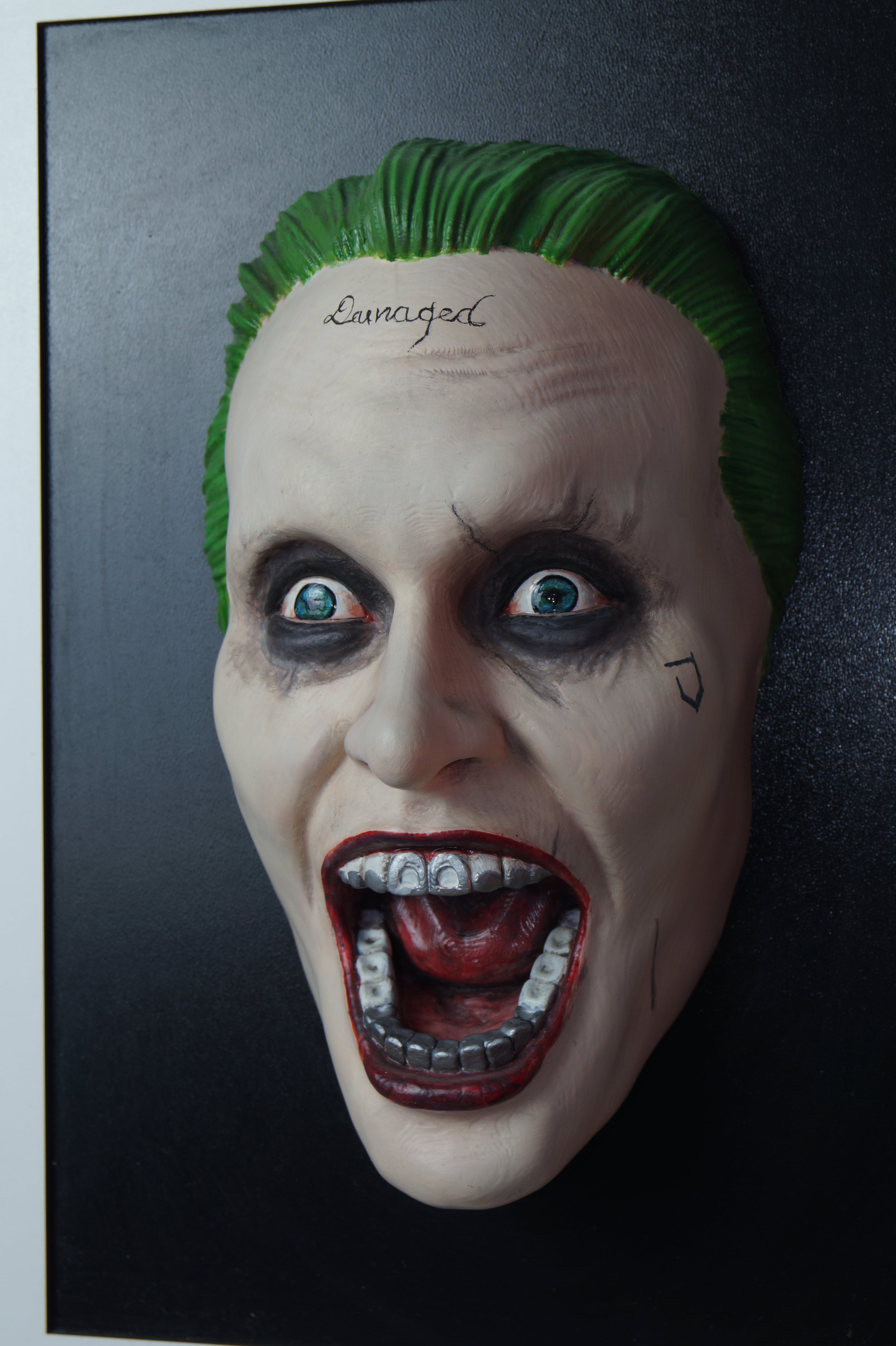 JOKER JARED LETO 40X50  ÇERÇEVELİ  3D TABLO